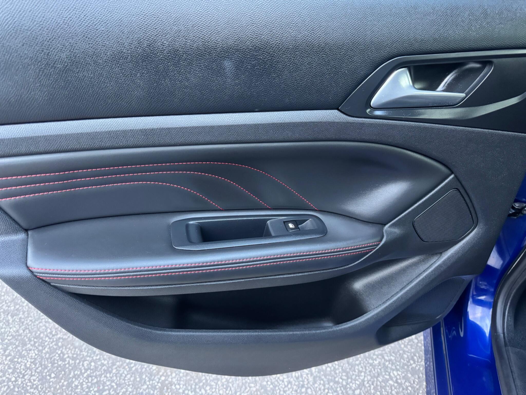 Peugeot 308 - Image 37