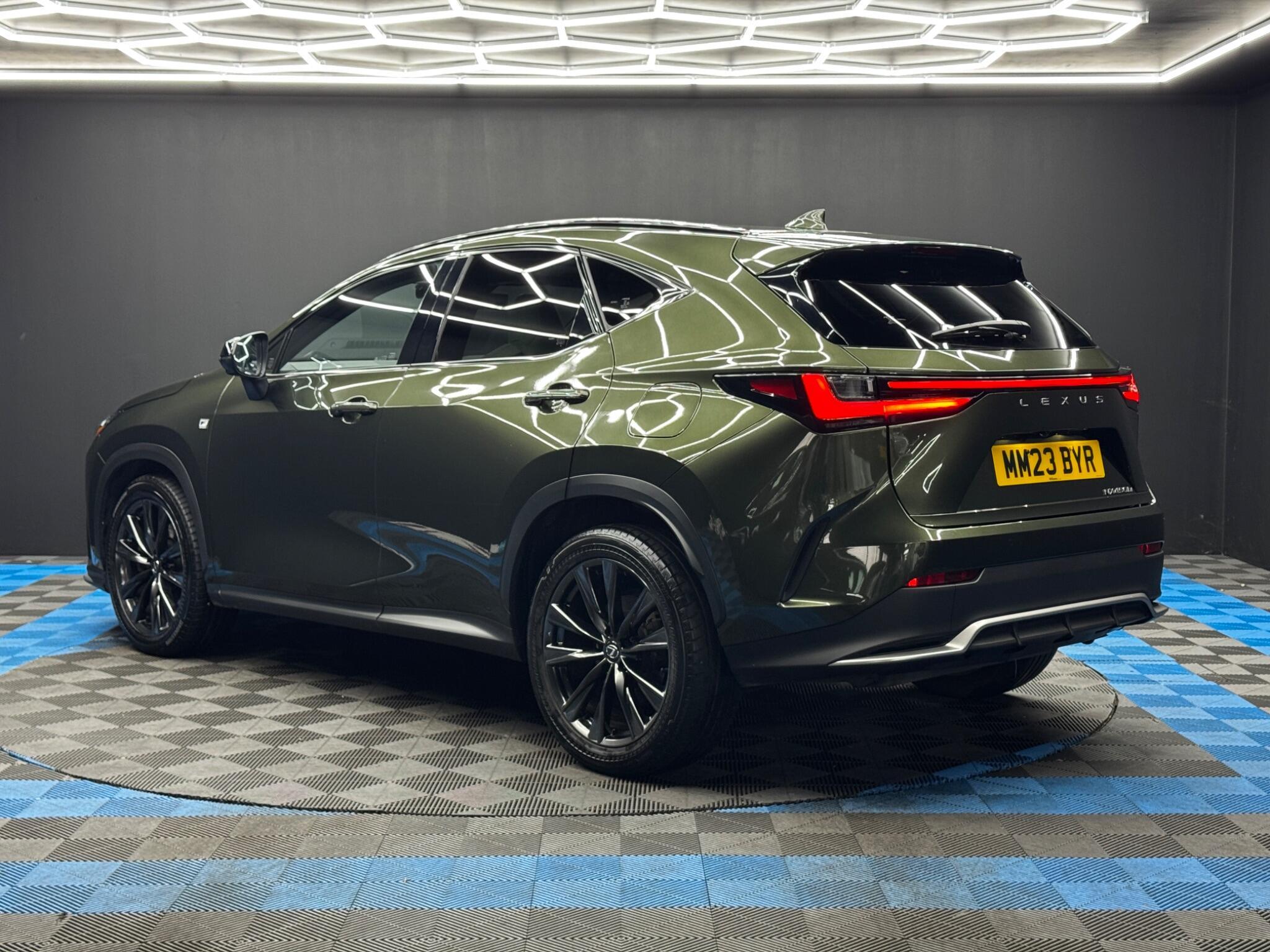 Lexus NX - Image 7