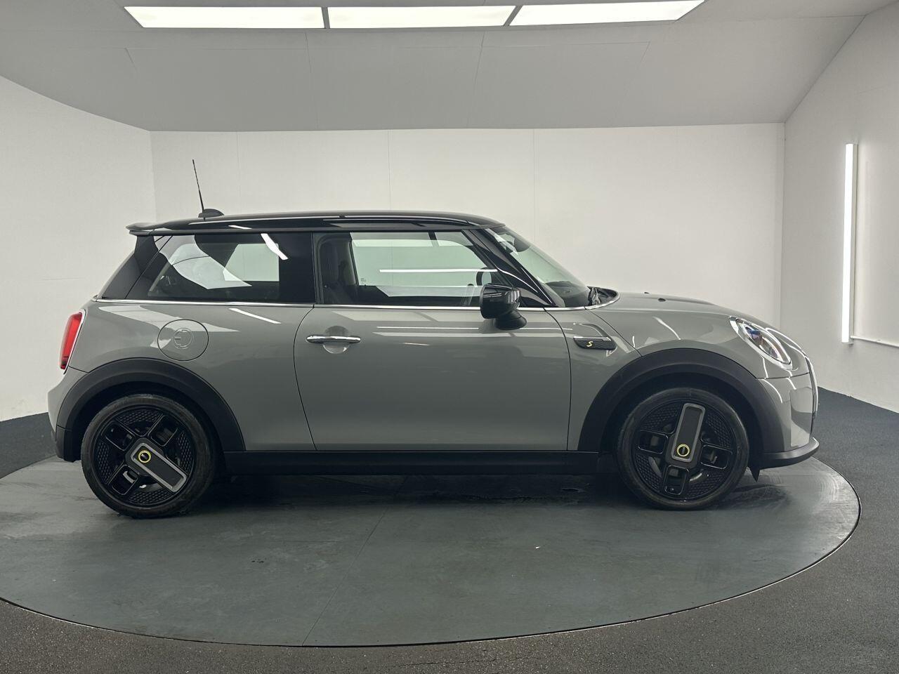 MINI Electric Hatch - Image 11