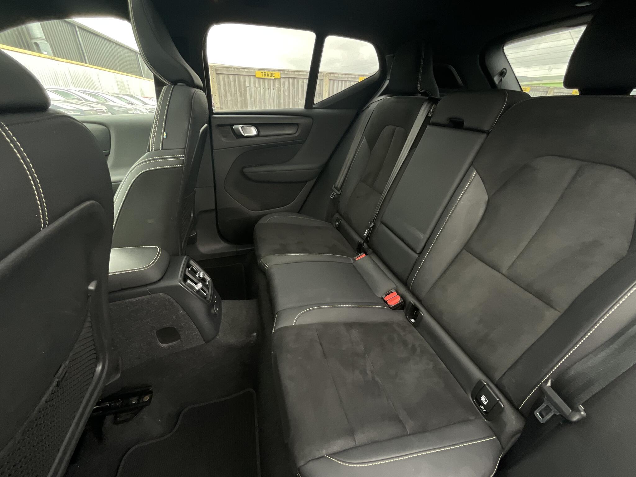 Volvo XC40 - Image 15