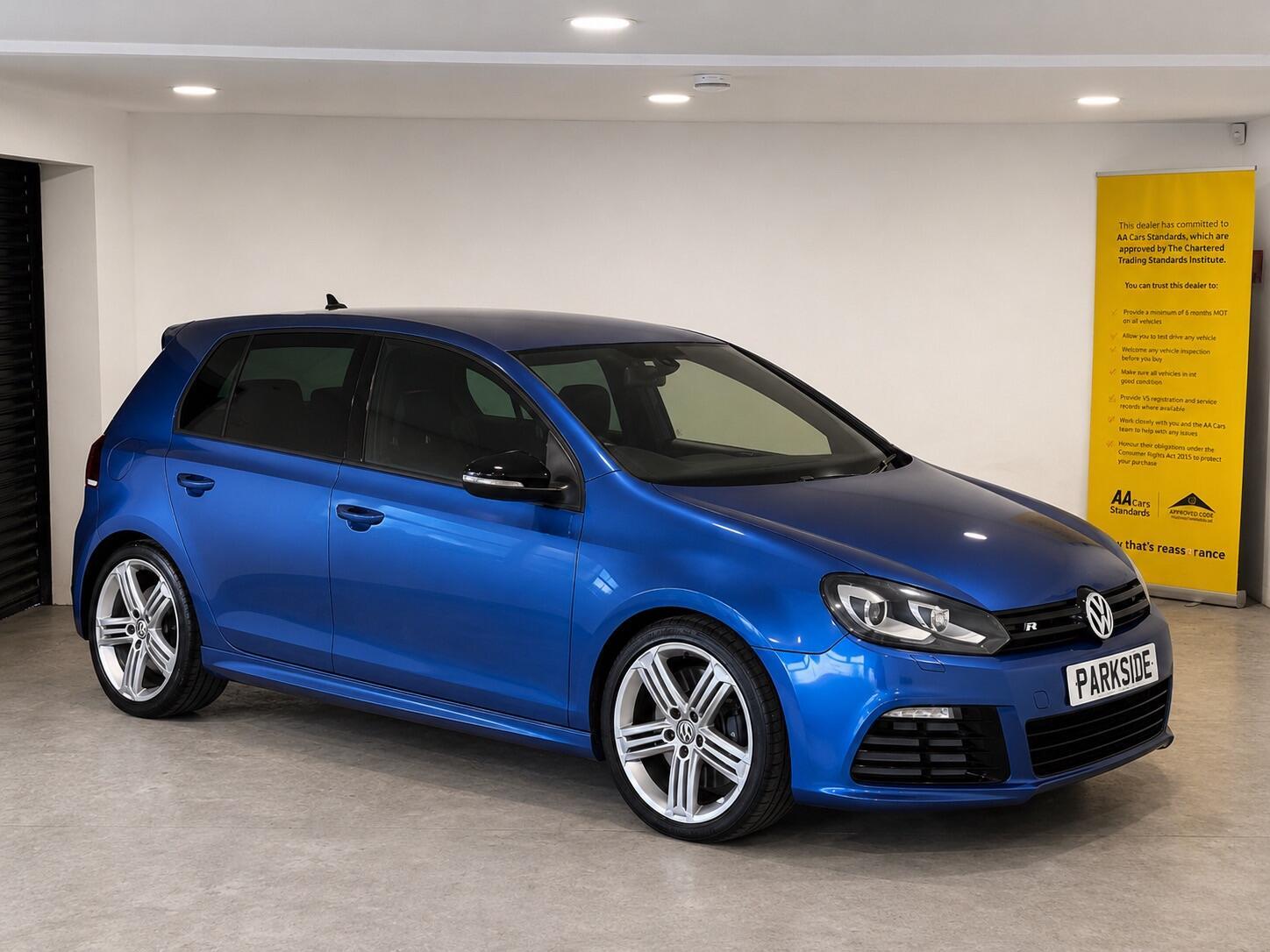 Volkswagen Golf - Image 10