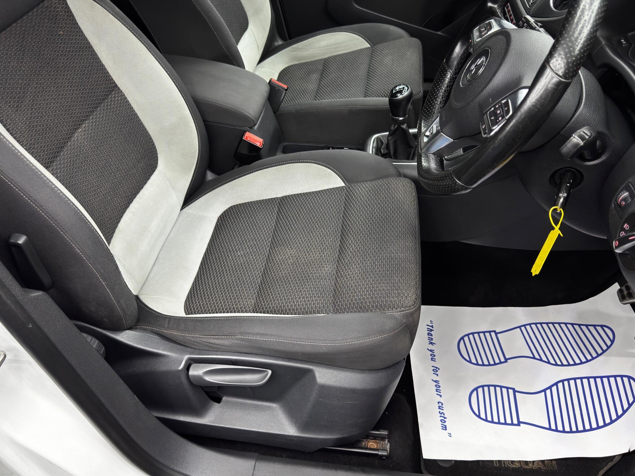 Volkswagen Tiguan - Image 13