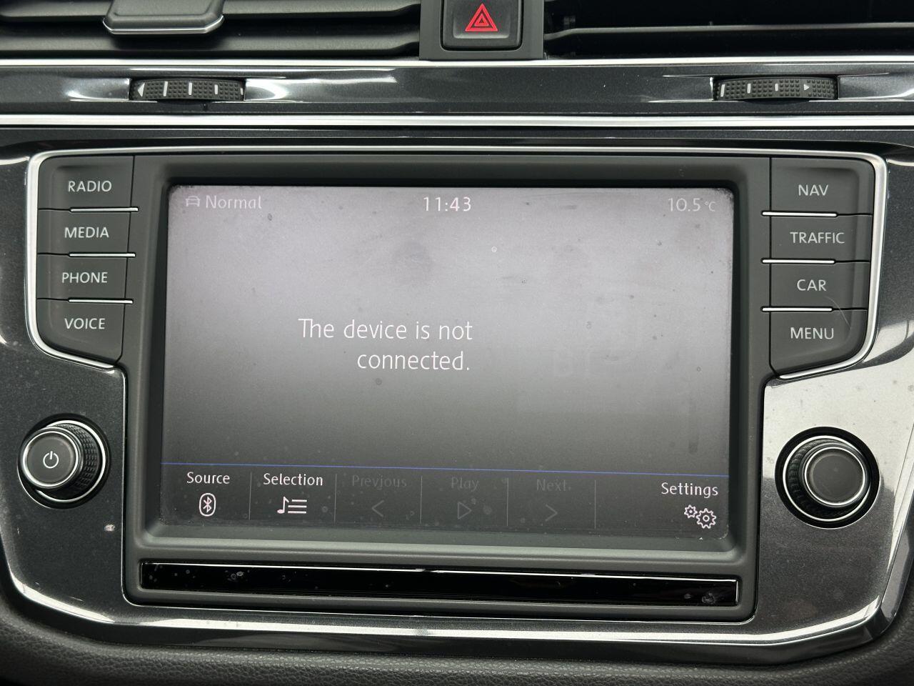 Volkswagen Tiguan - Image 23