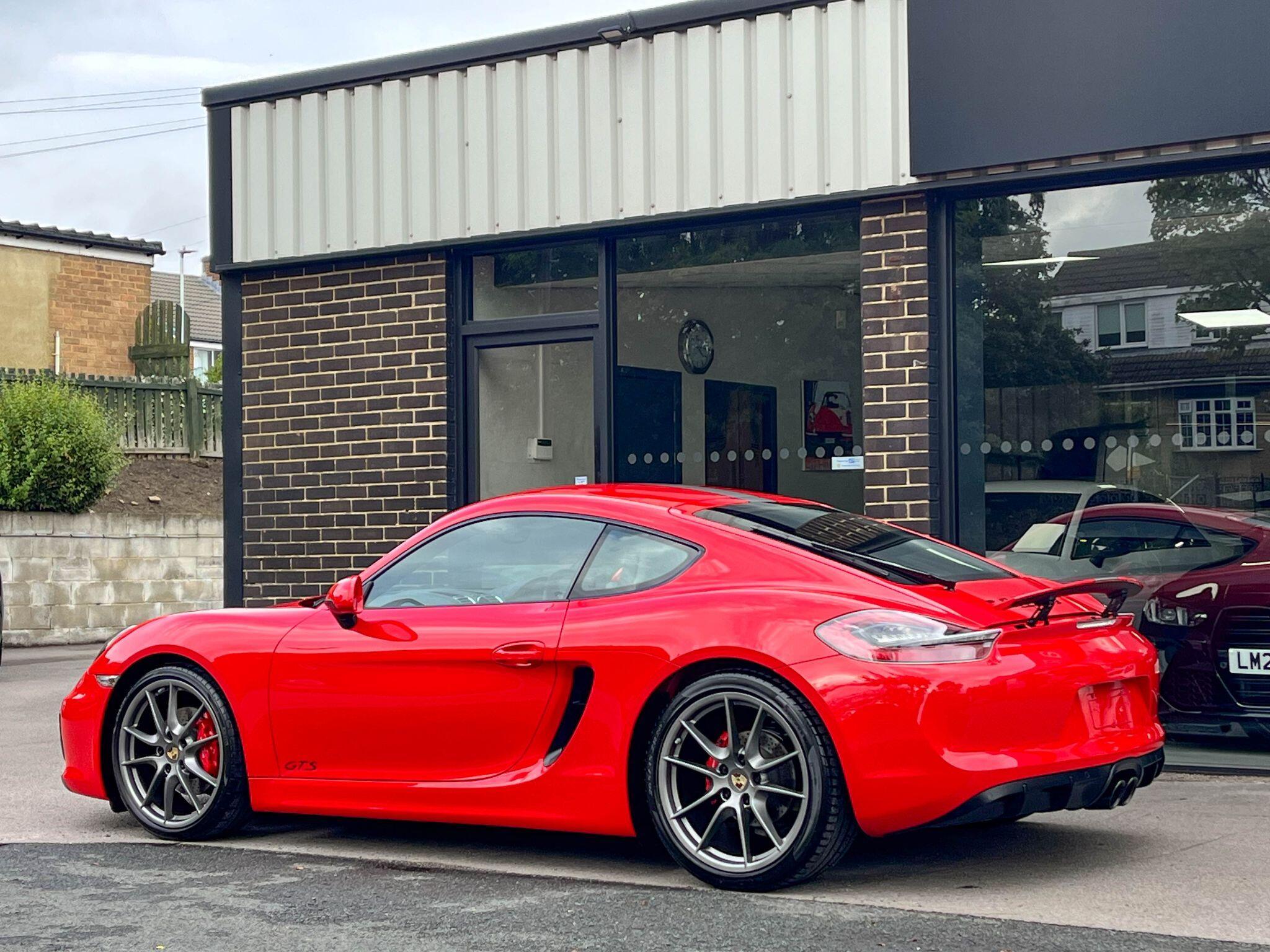 Porsche Cayman - Image 4
