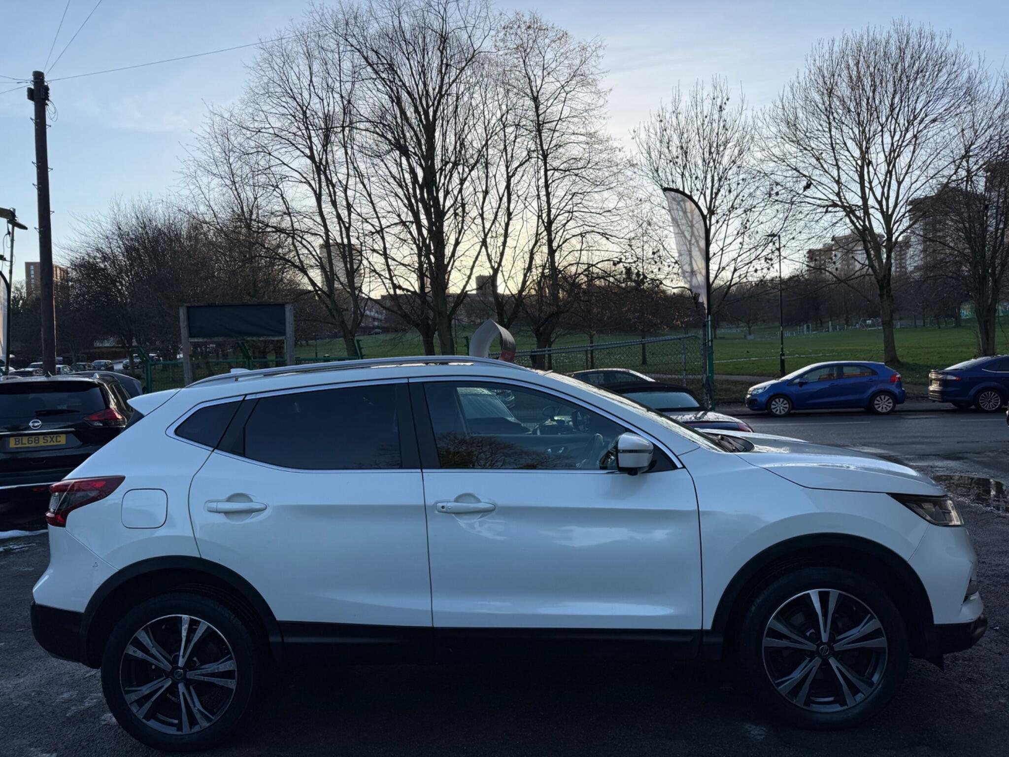 Nissan Qashqai - Image 8