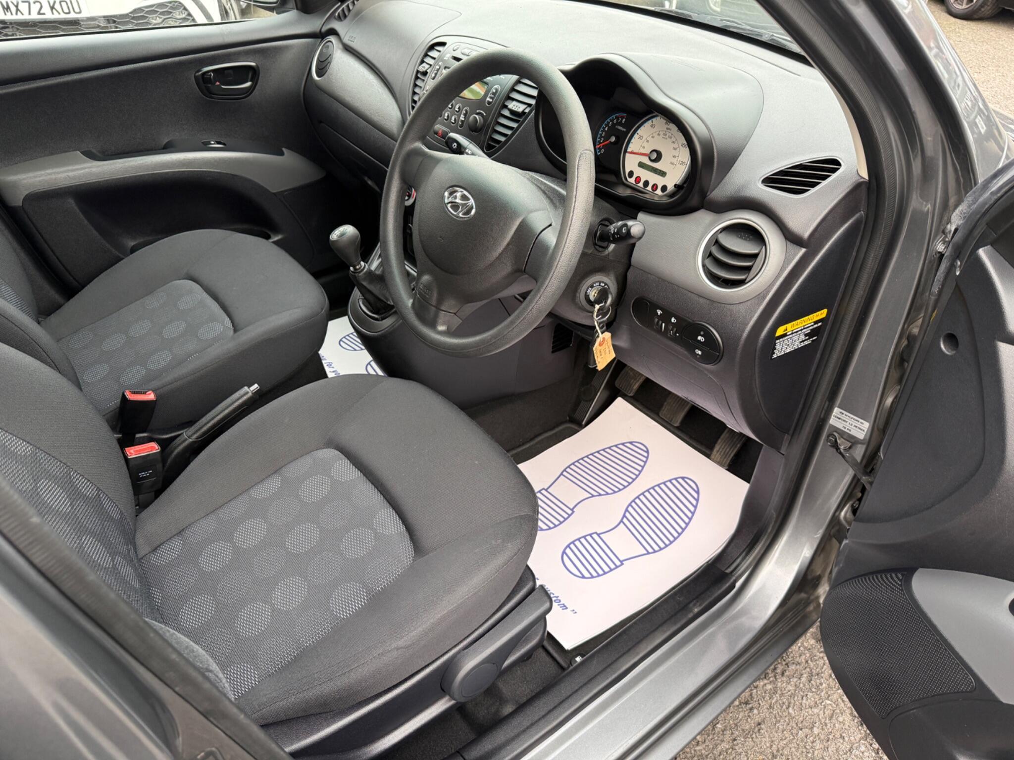 Hyundai i10 - Image 19
