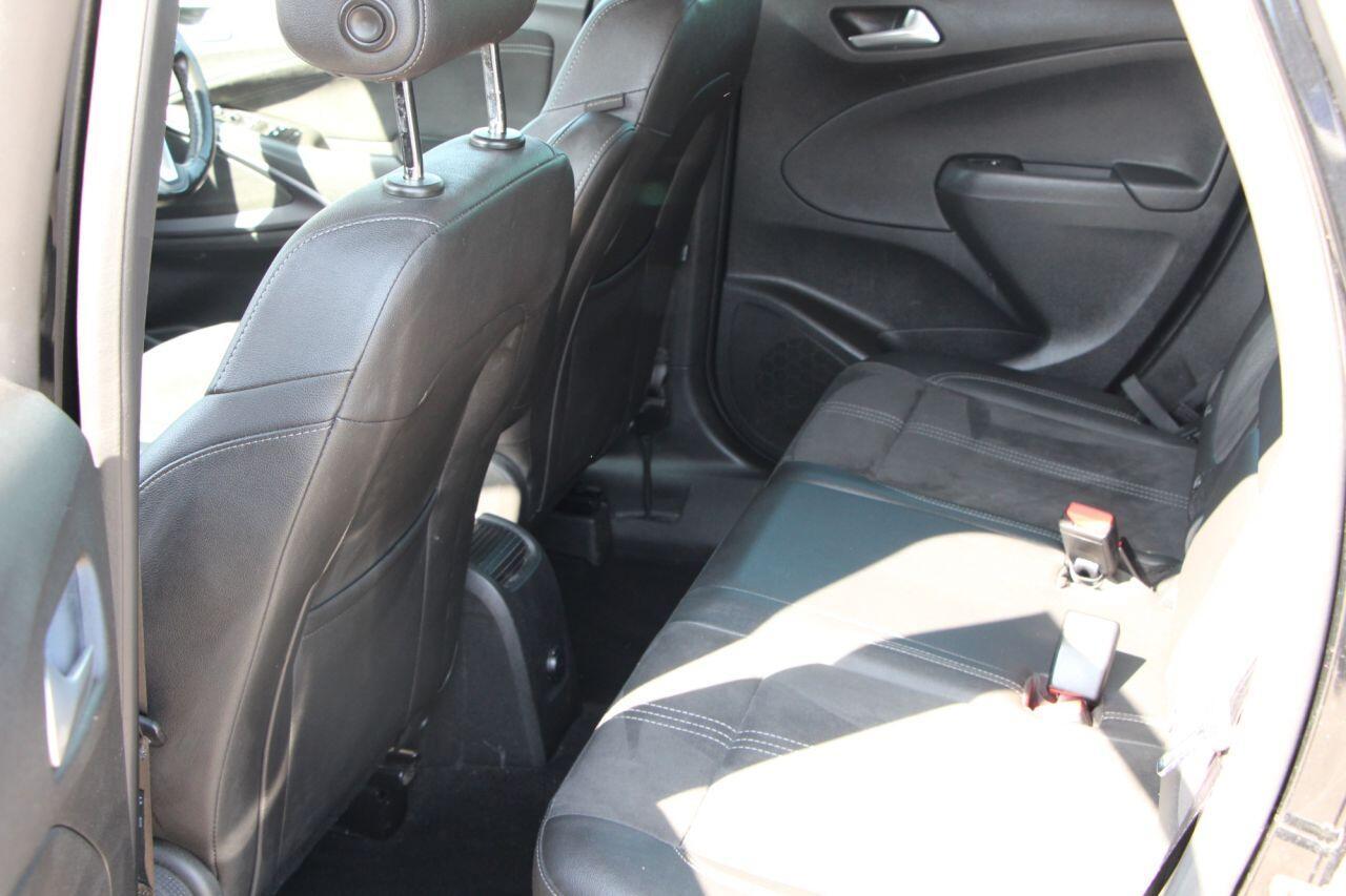 Vauxhall Crossland - Image 19