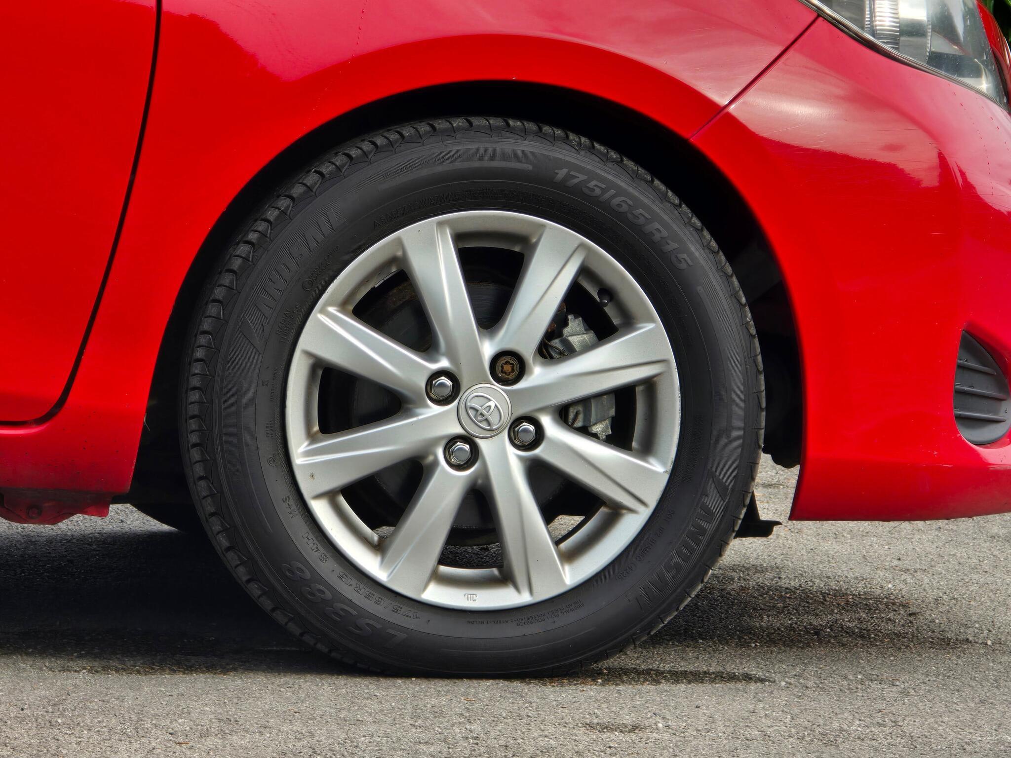 Toyota Yaris - Image 15