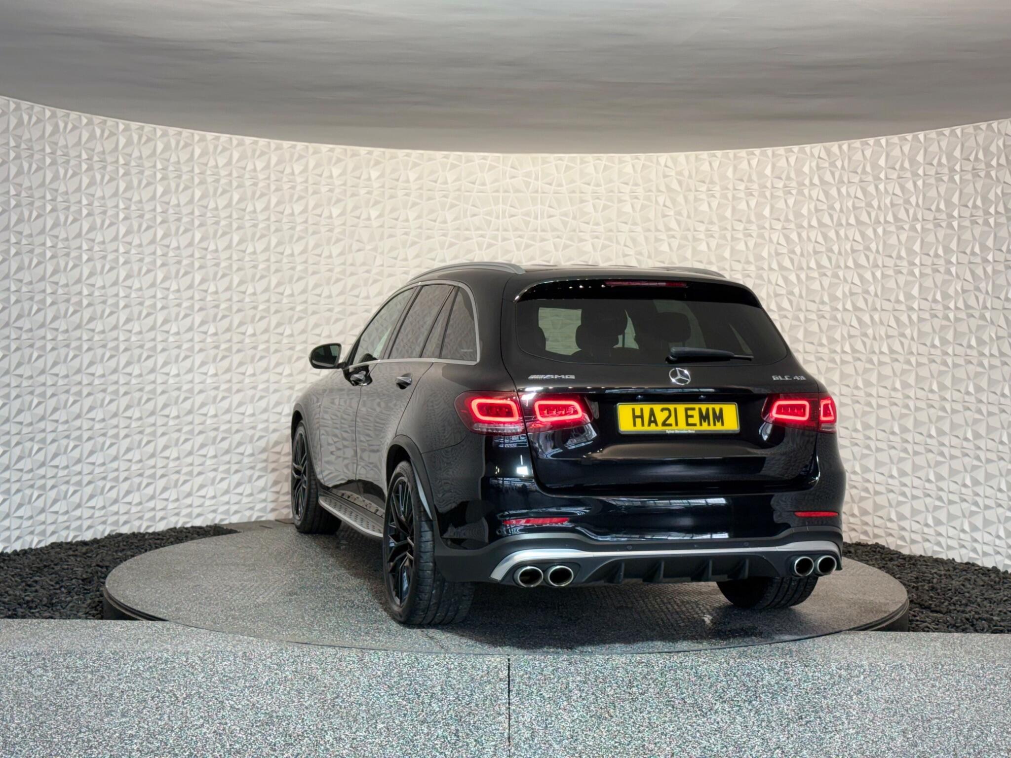 Mercedes GLC - Image 14