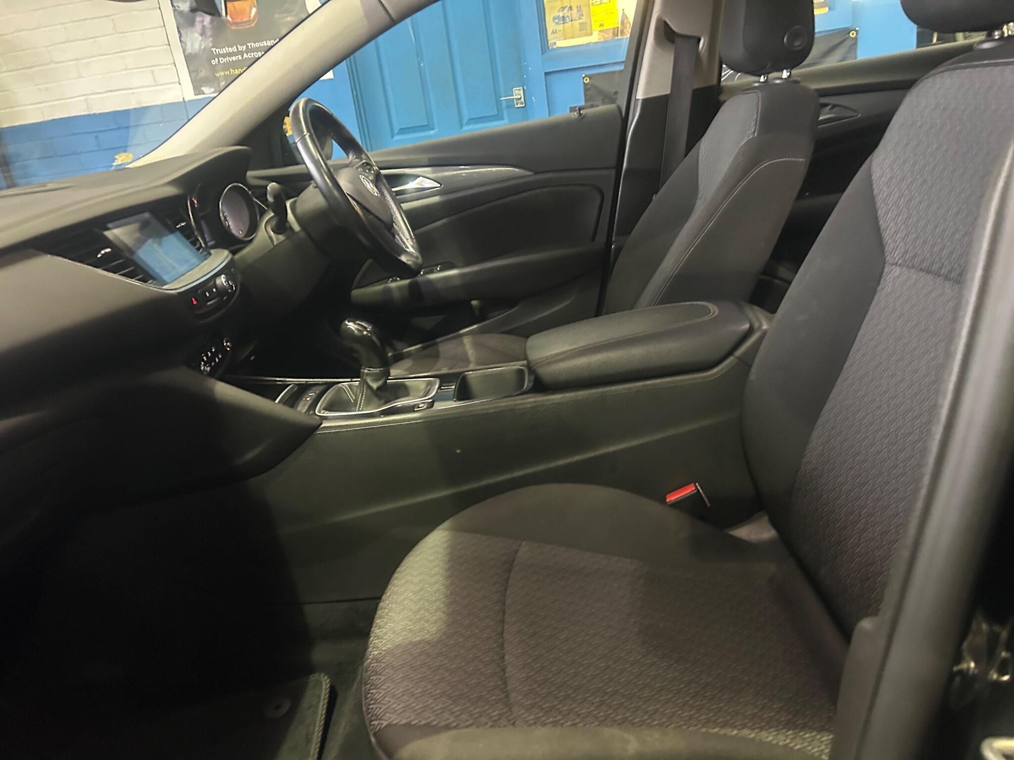 Vauxhall Insignia - Image 19