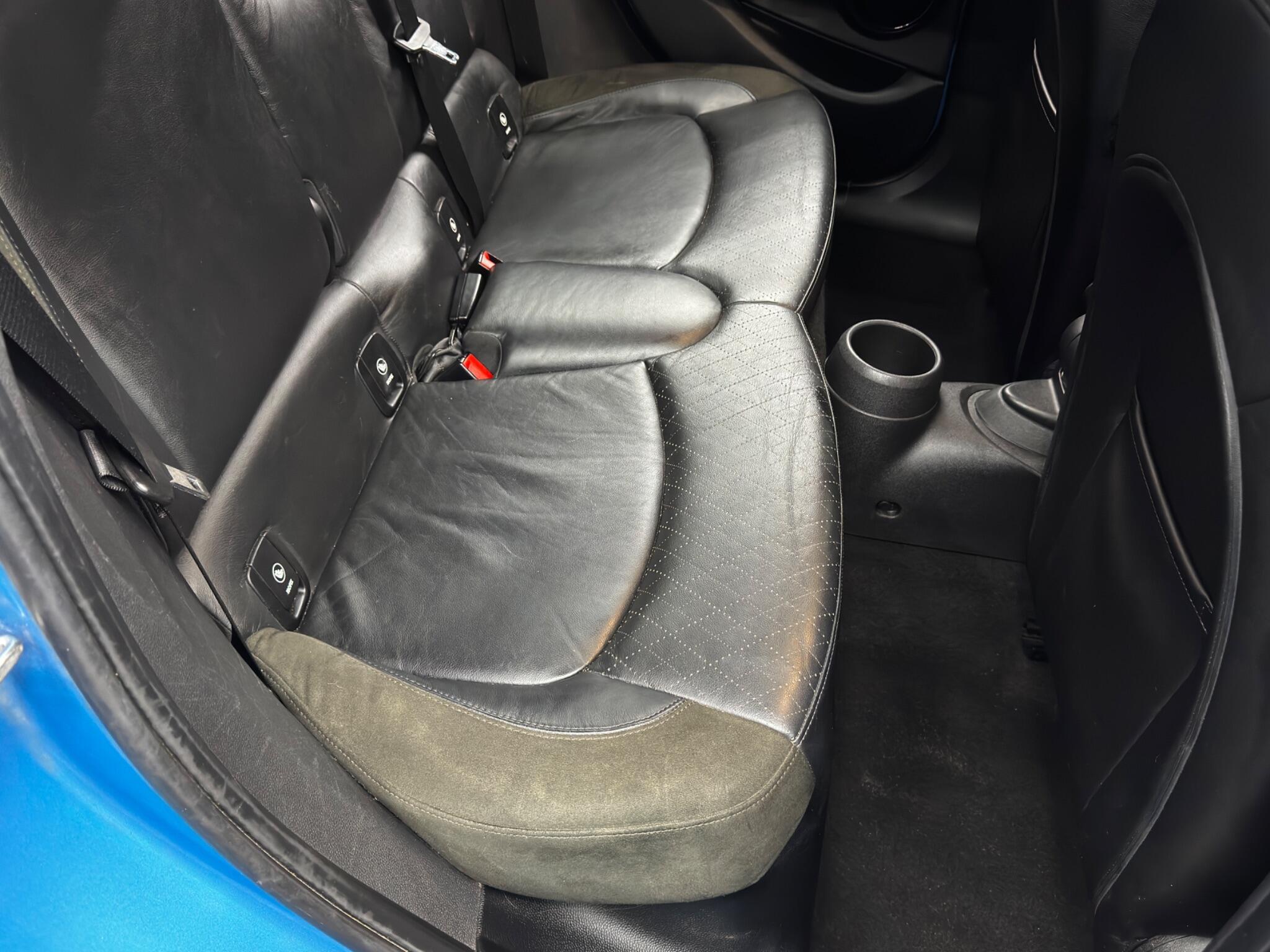 MINI Hatch - Image 16