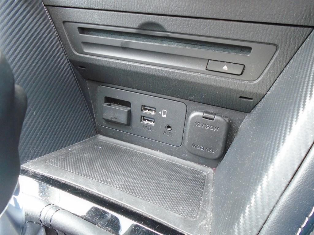 Mazda MAZDA2 photo 9