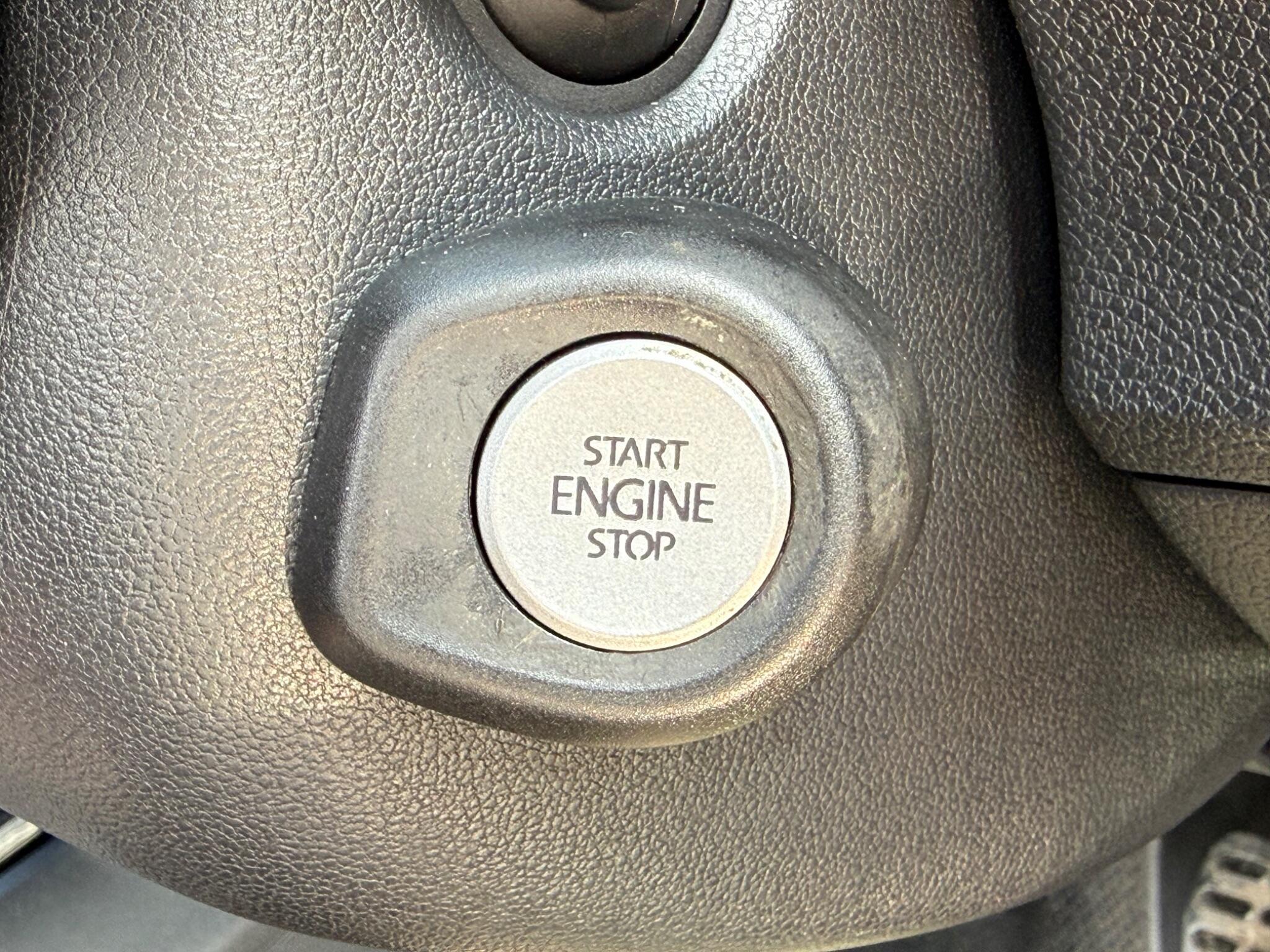 Volkswagen Scirocco - Image 23