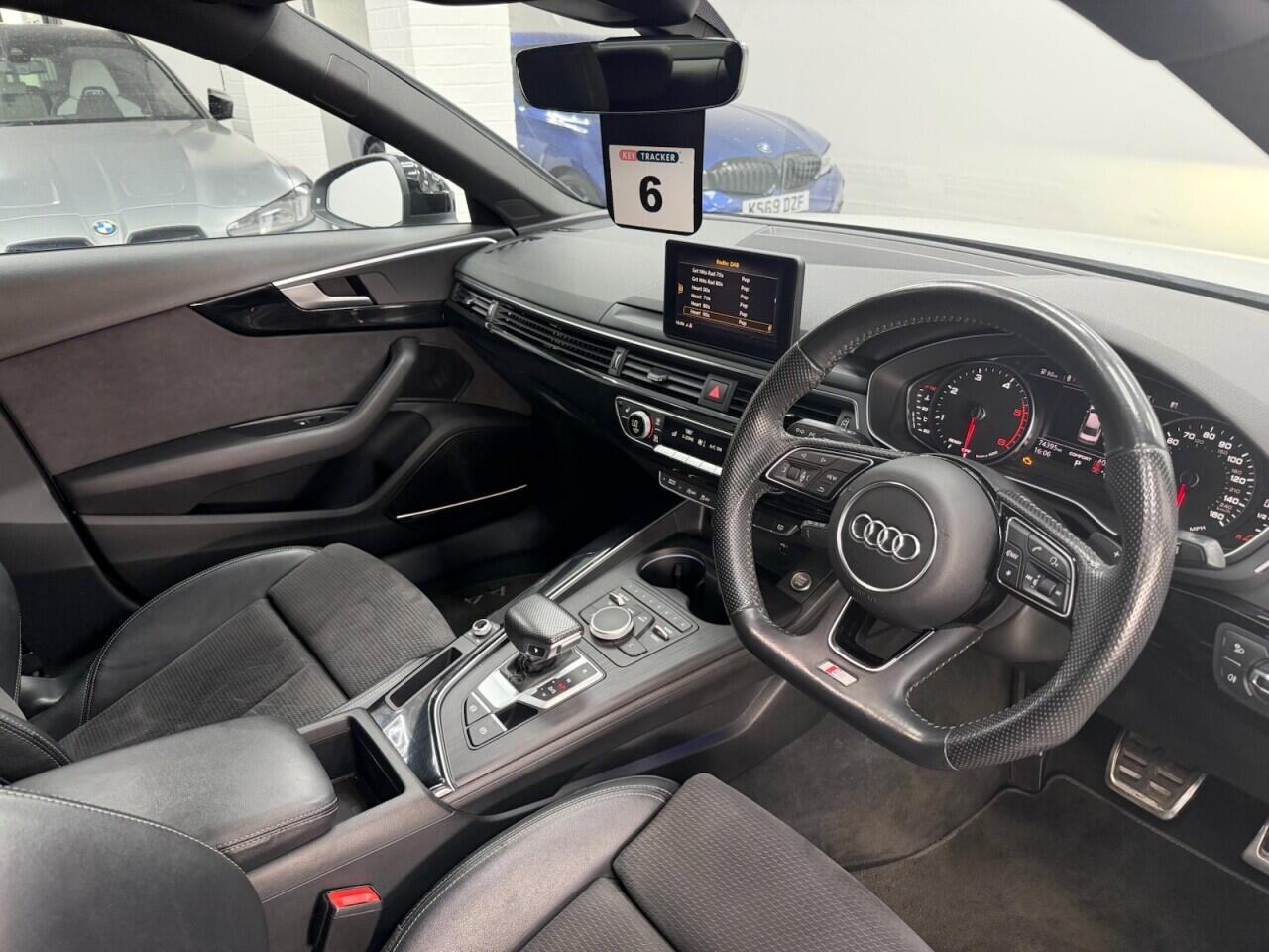 Audi A4 - Image 14