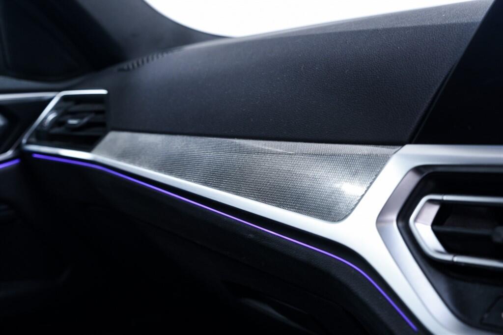 BMW 4 Series - Image 20