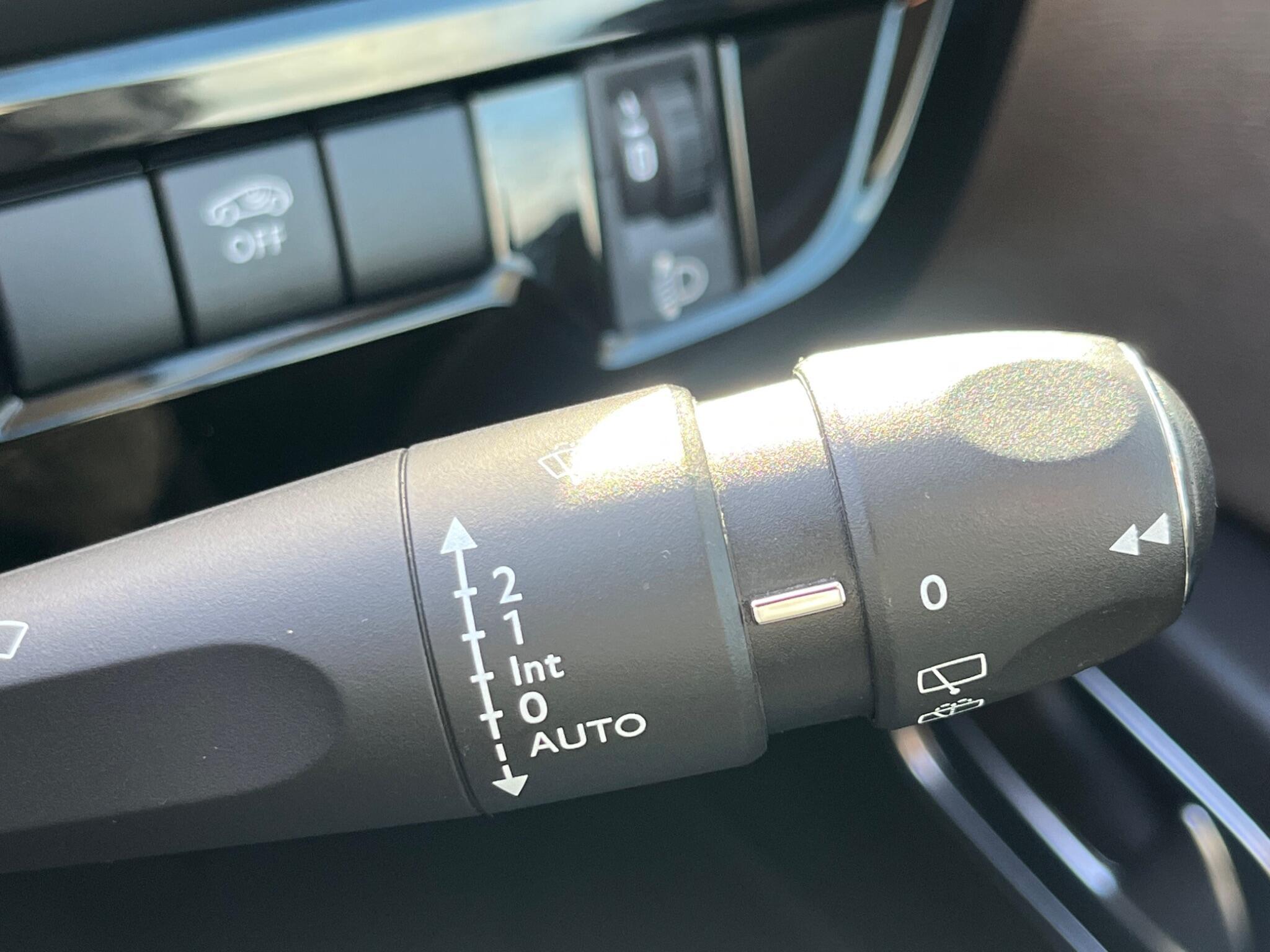 Citroen C4 Picasso - Image 37