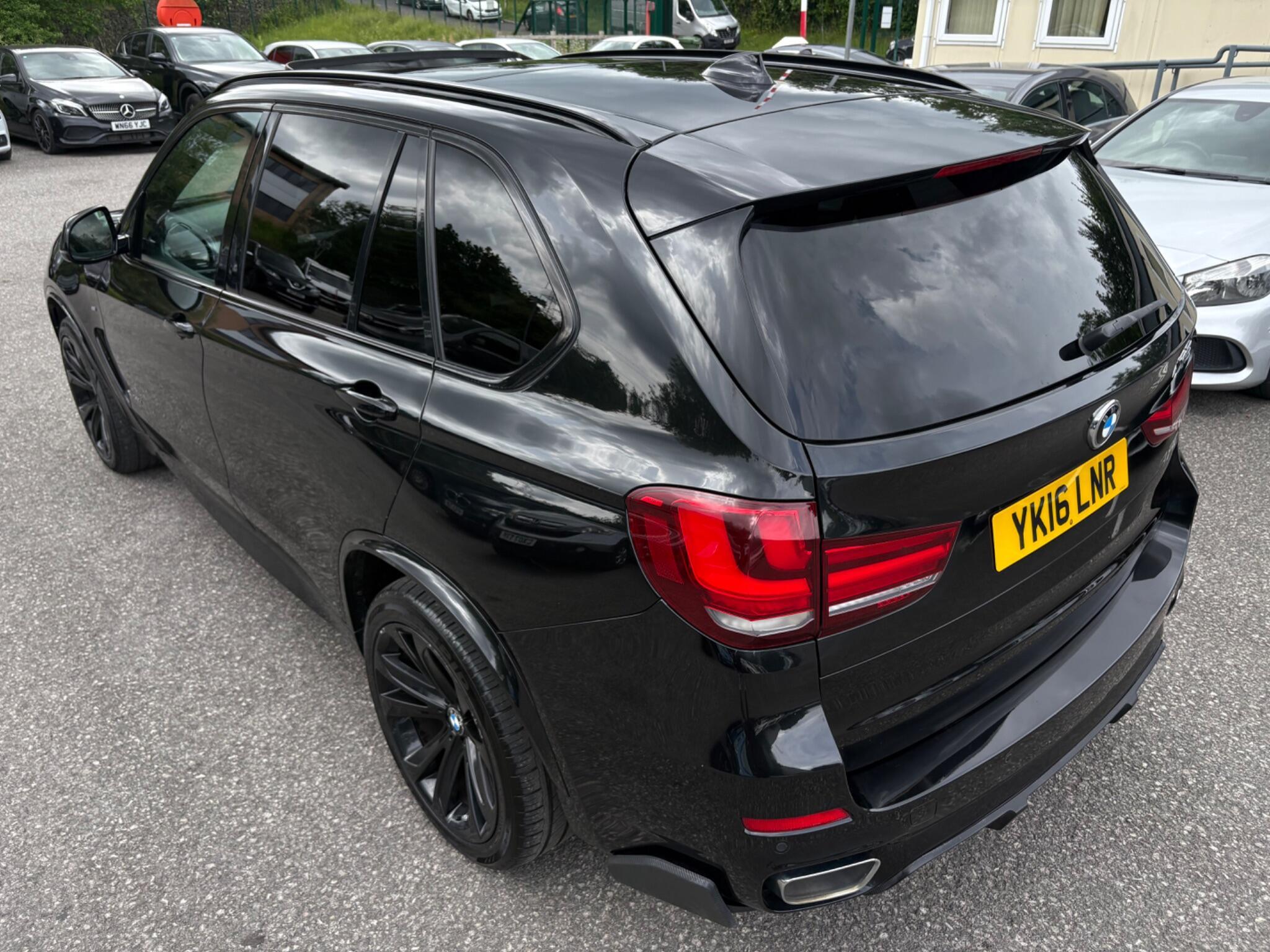 BMW X5 - Image 15