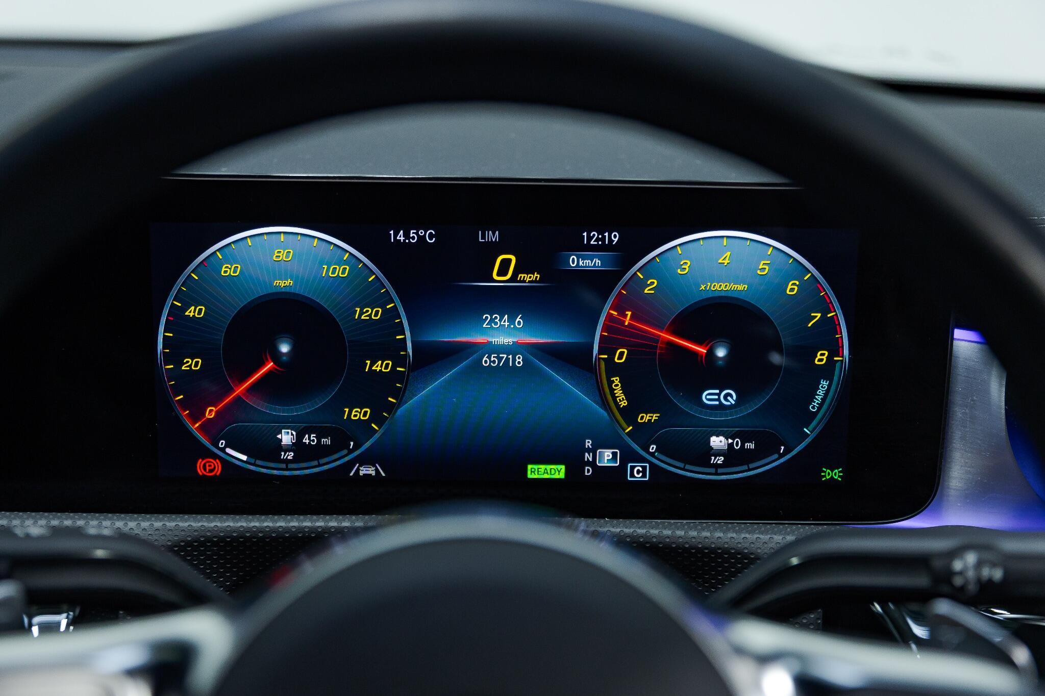 Mercedes CLA - Image 26