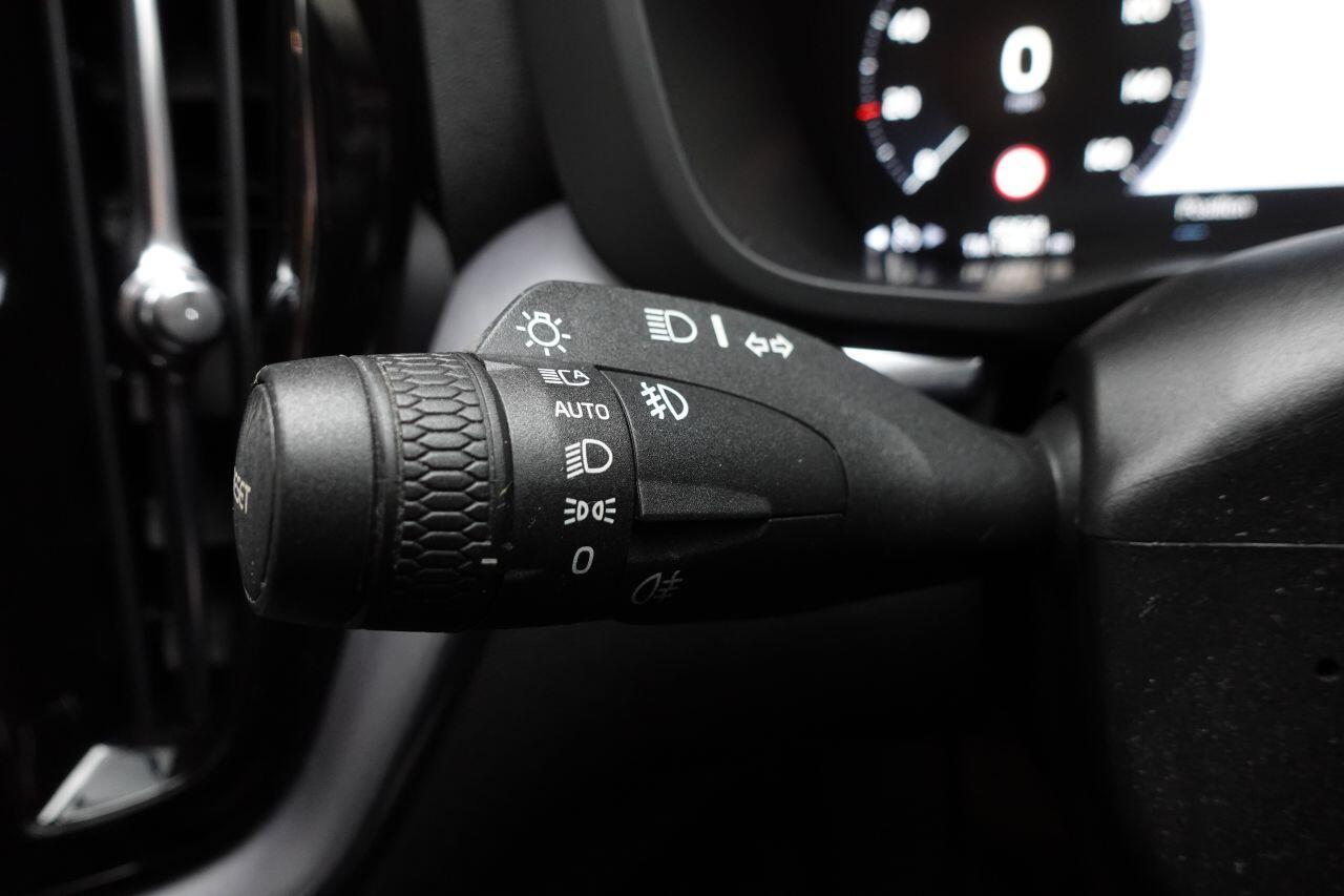 Volvo XC60 - Image 42