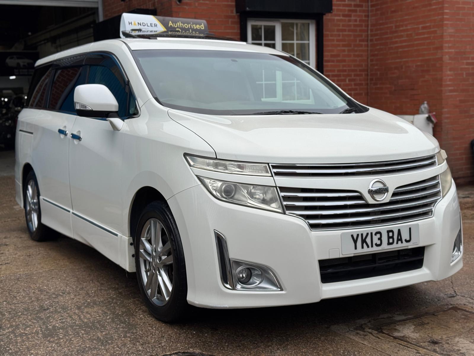 Nissan Elgrand - Image 5