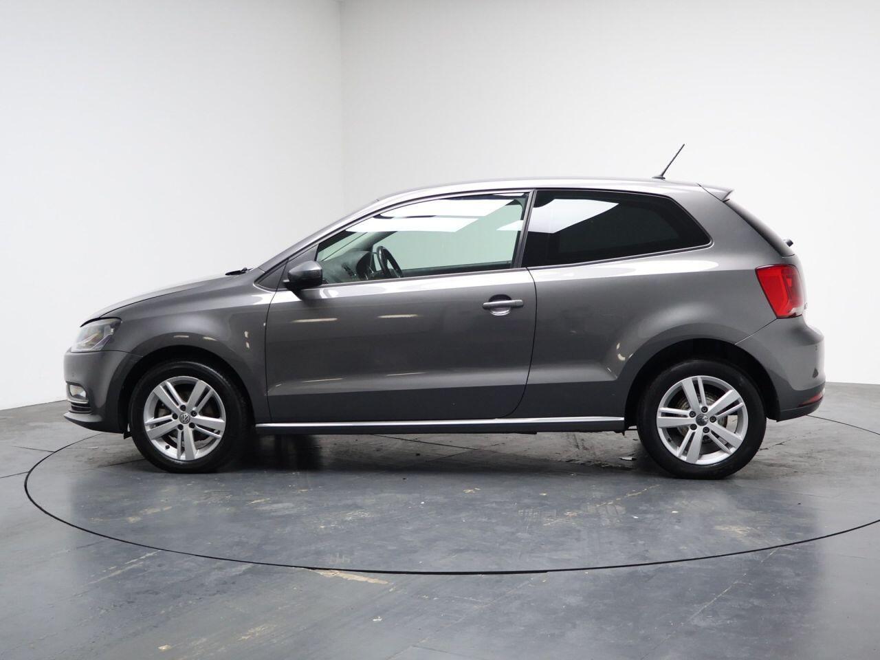 Volkswagen Polo - Image 12