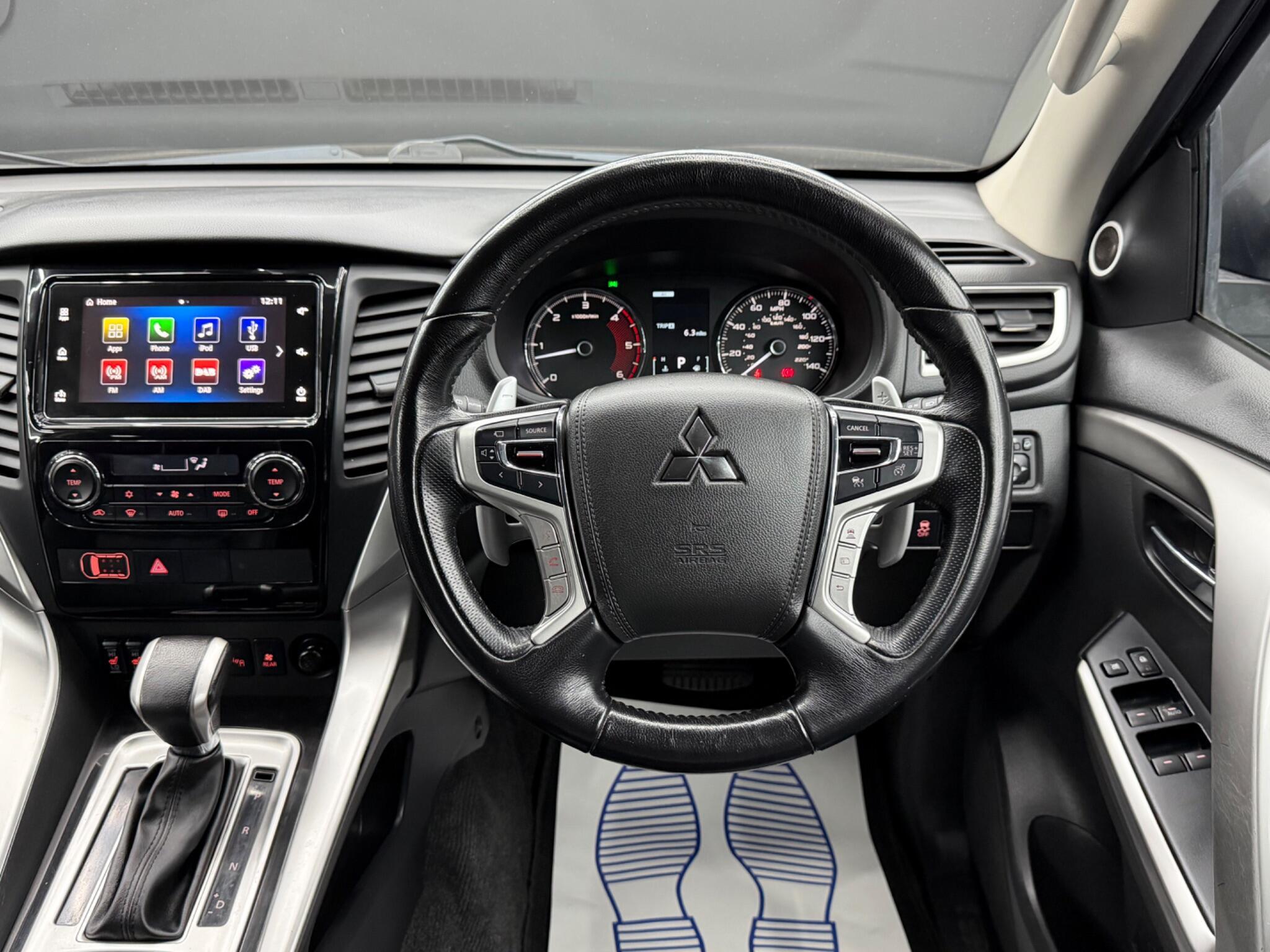 Mitsubishi Shogun Sport - Image 18