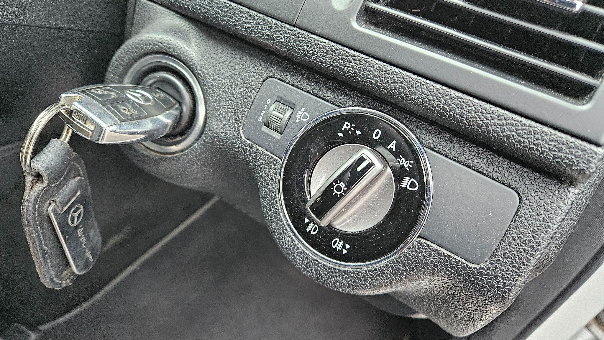 Mercedes C Class - Image 28