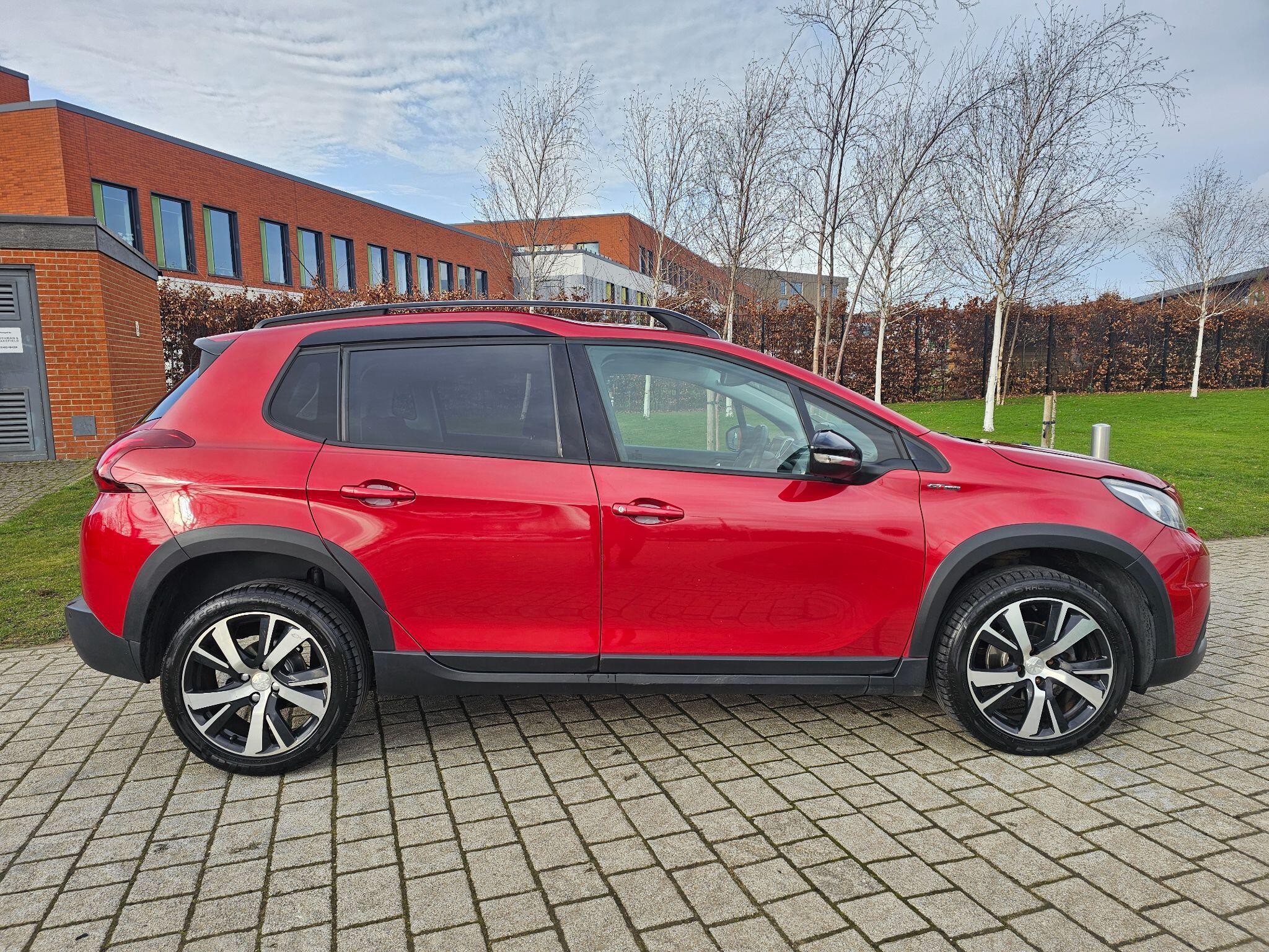 Peugeot 2008 - Image 6