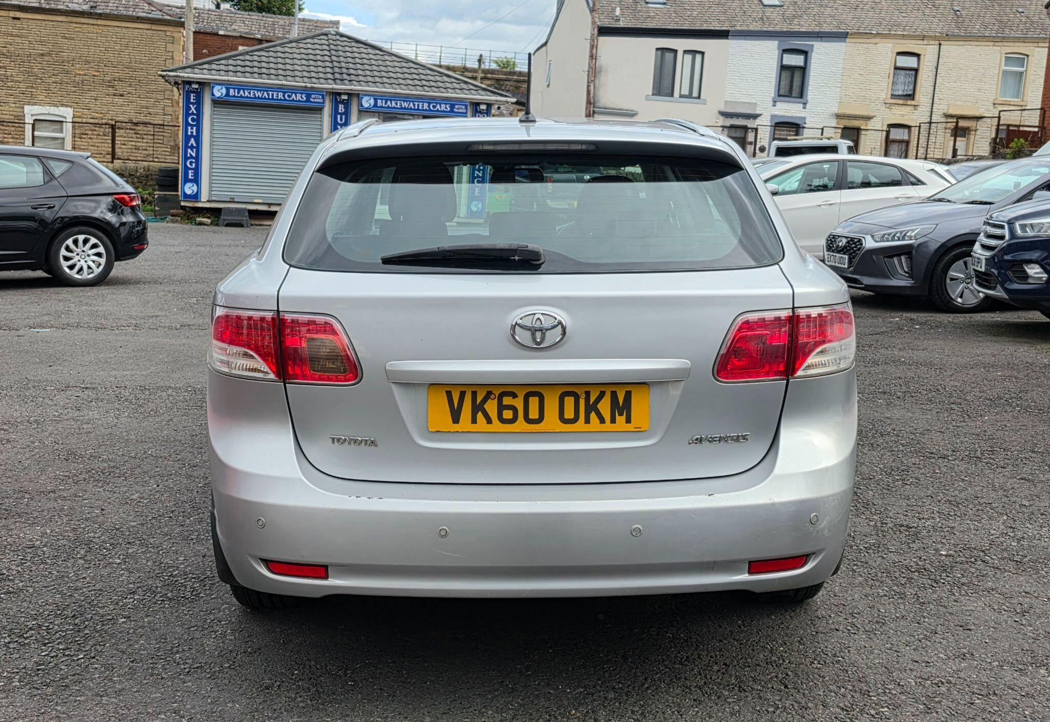 Toyota Avensis - Image 6