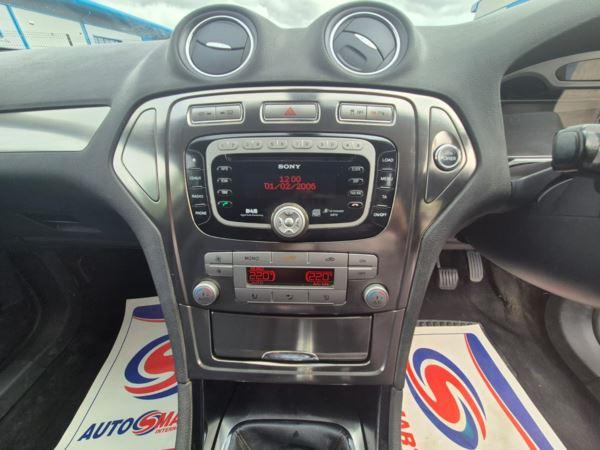 Ford Mondeo - Image 10