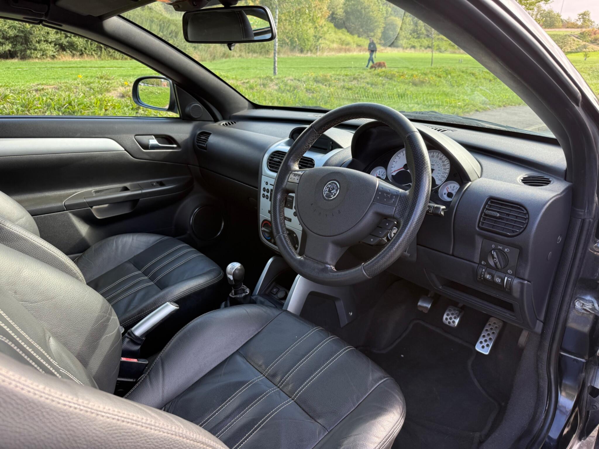 Vauxhall Tigra - Image 16