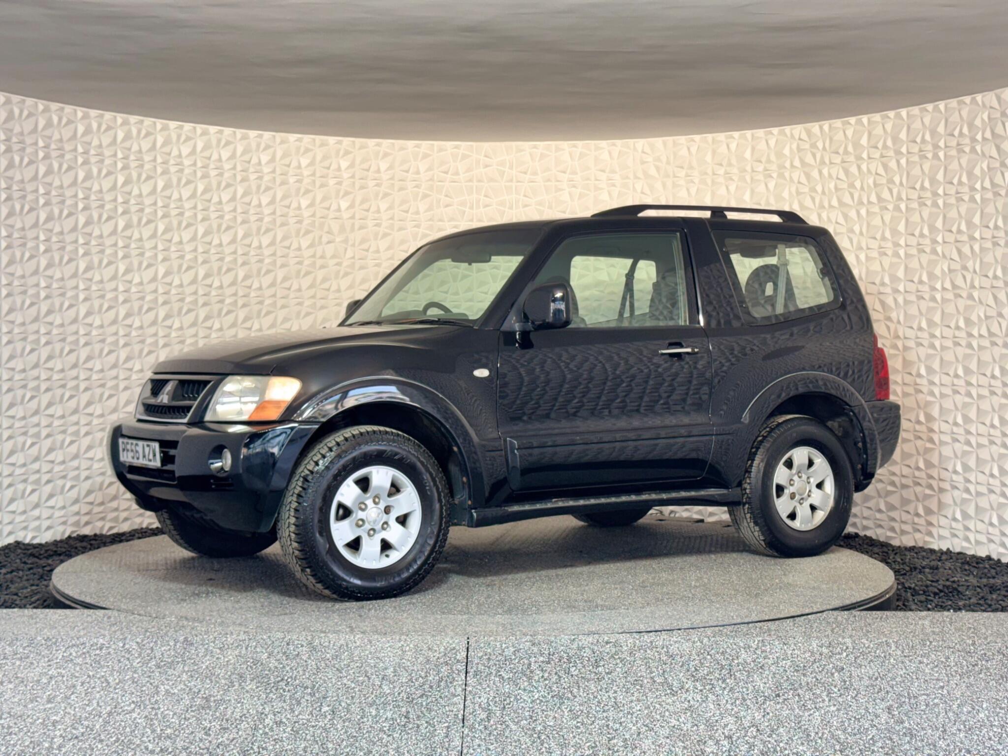 Mitsubishi Shogun - Image 16