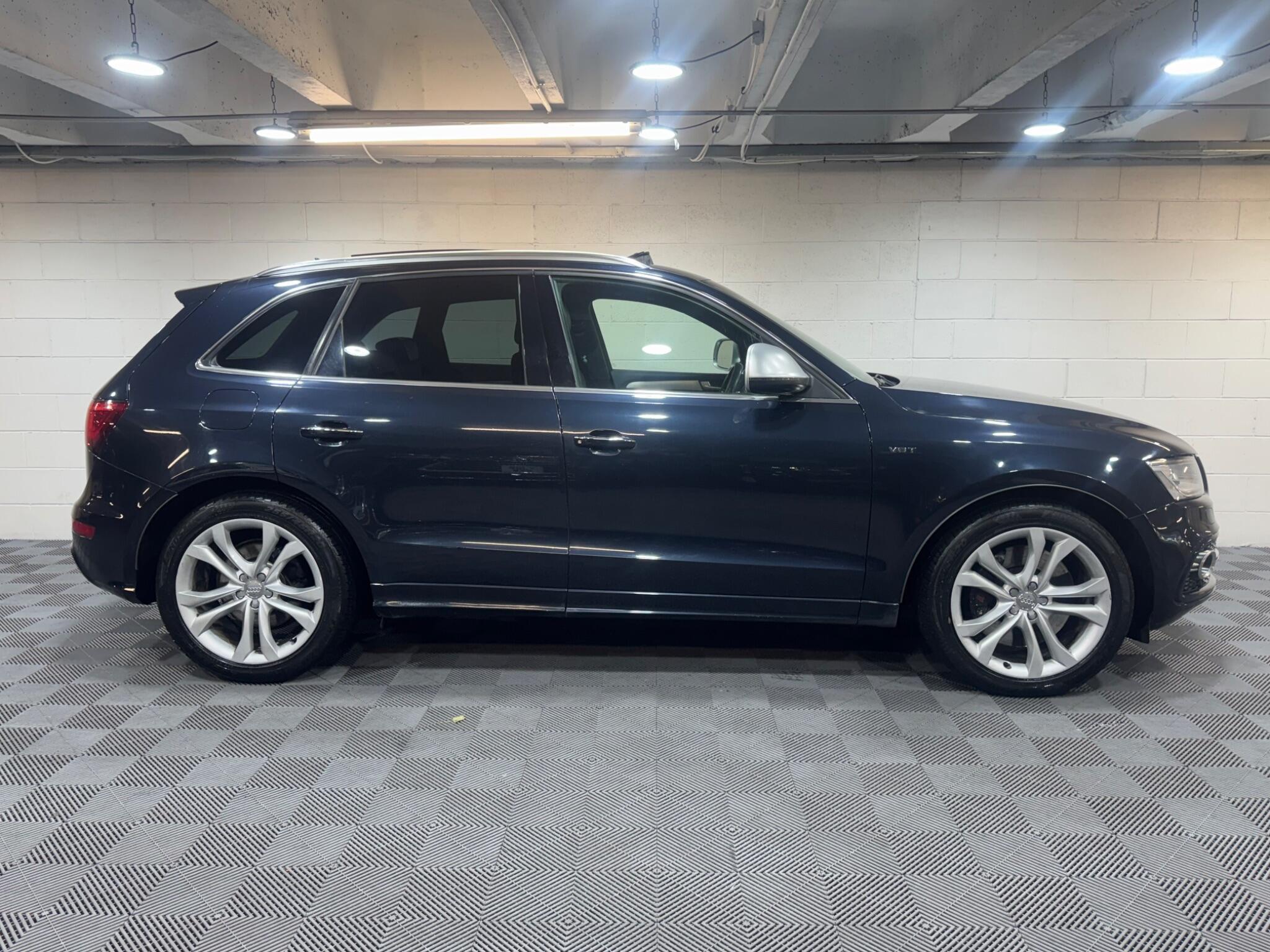 Audi SQ5 - Image 5