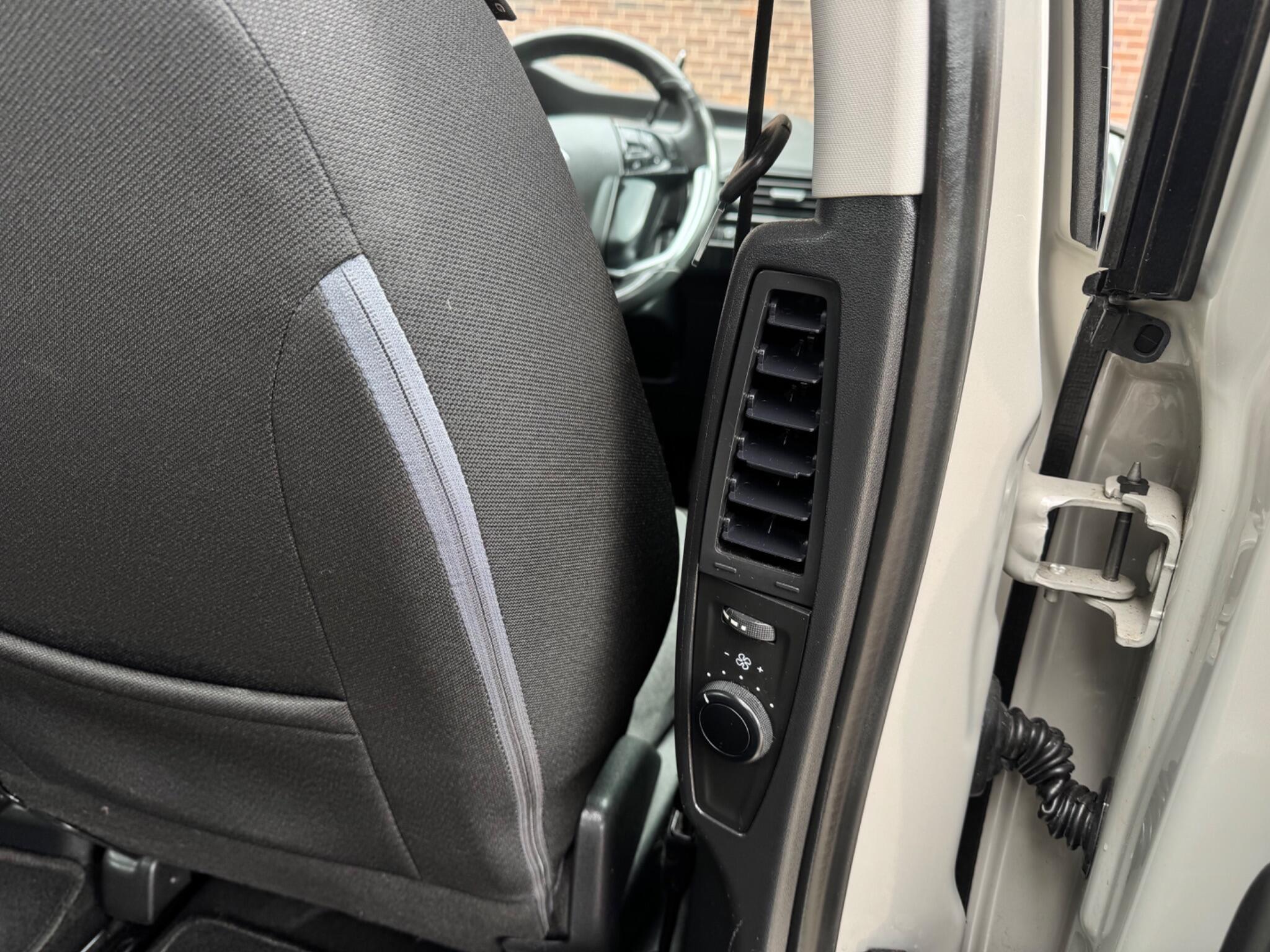 Citroen Grand C4 Picasso - Image 57