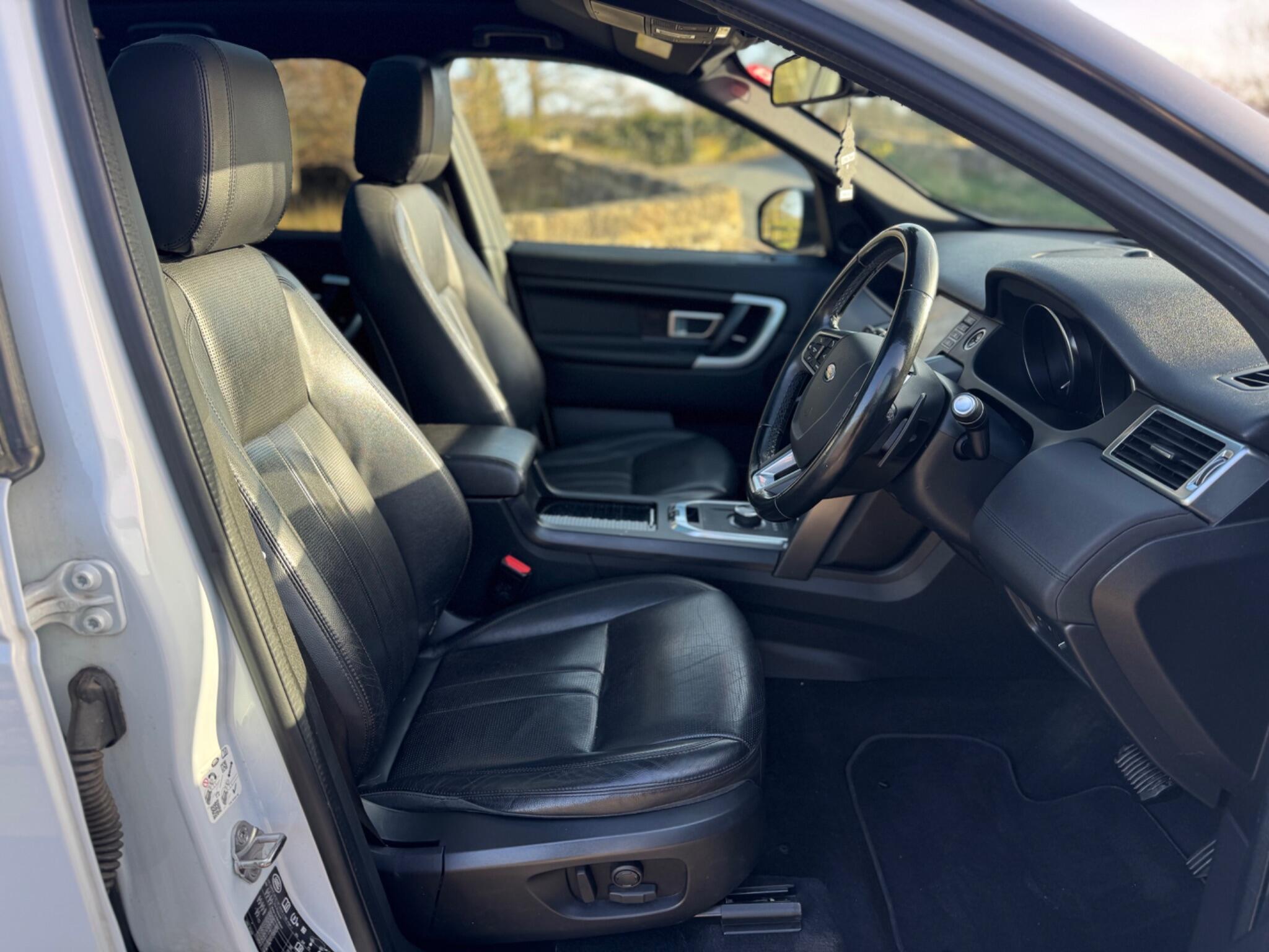 Land Rover DISCOVERY SPORT - Image 29