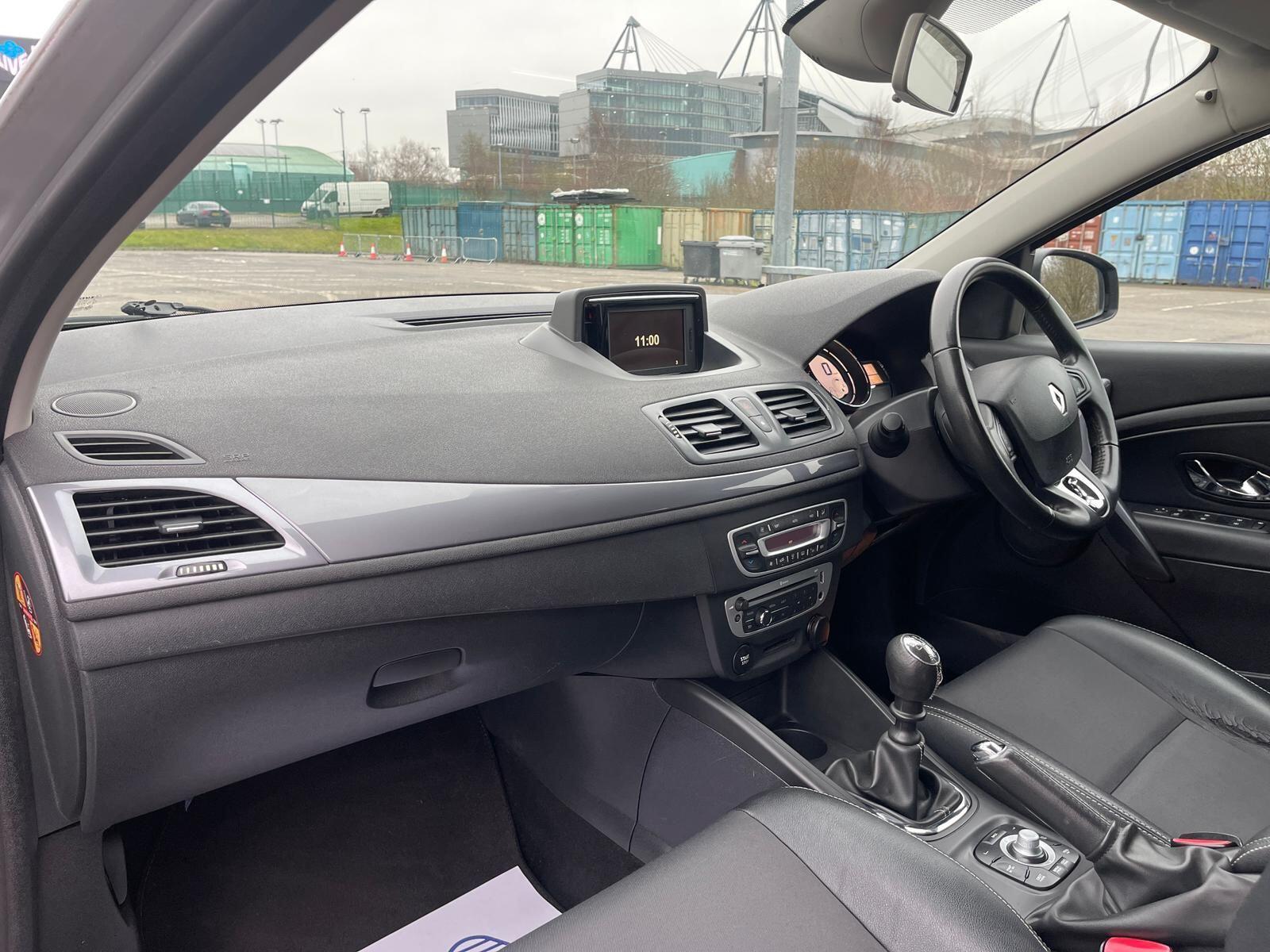 Renault Megane - Image 14