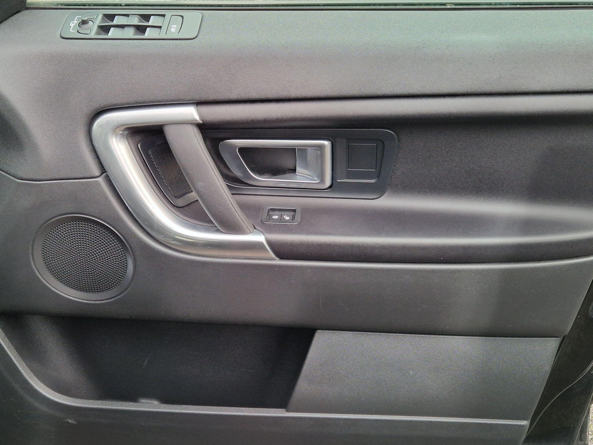 Land Rover DISCOVERY SPORT - Image 31