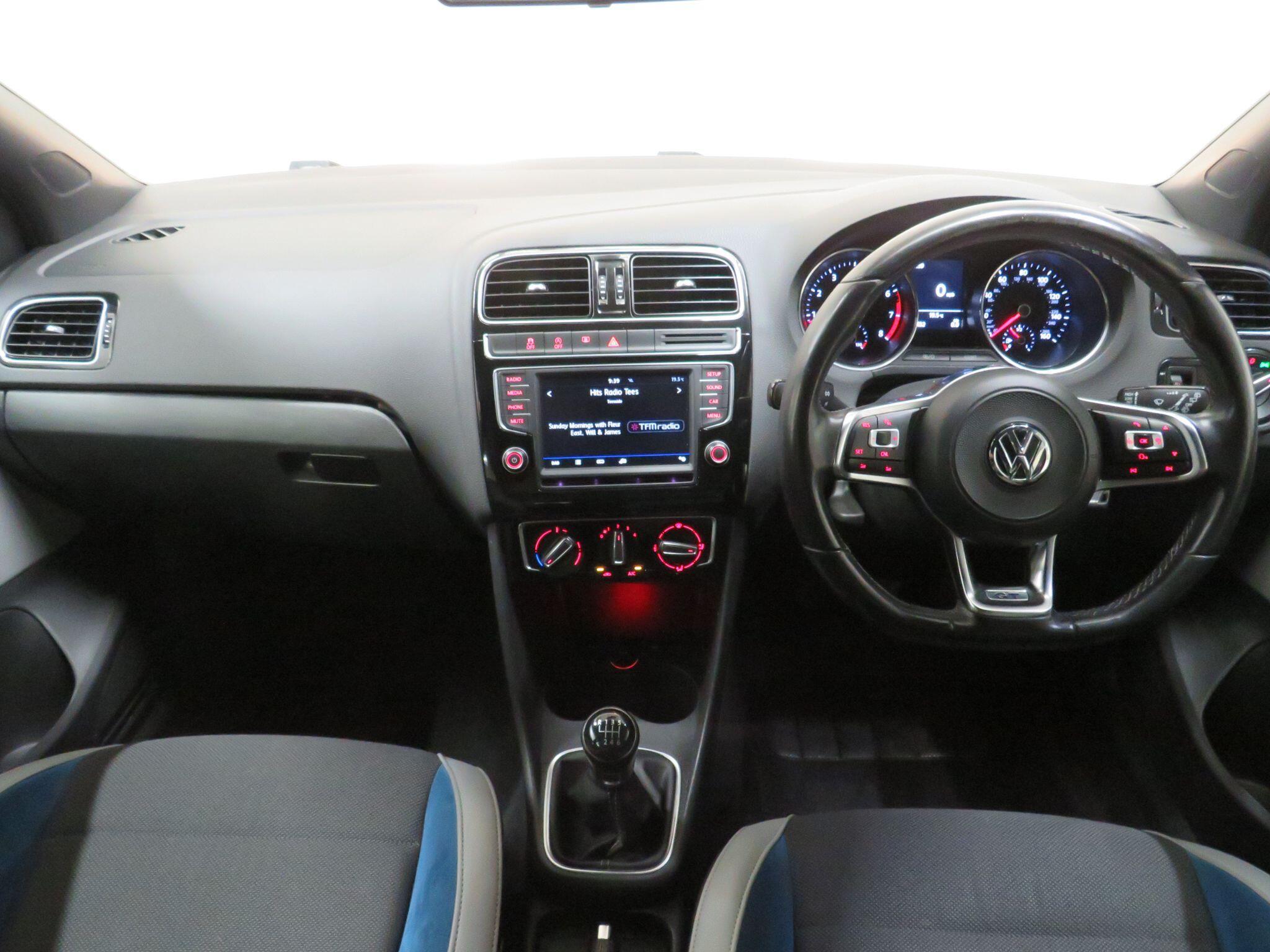 Volkswagen Polo - Image 17