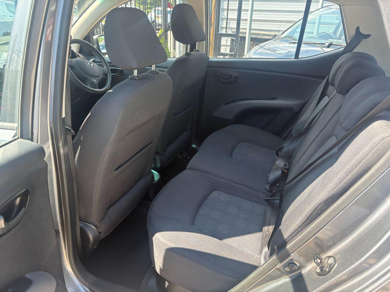 Hyundai i10 - Image 13