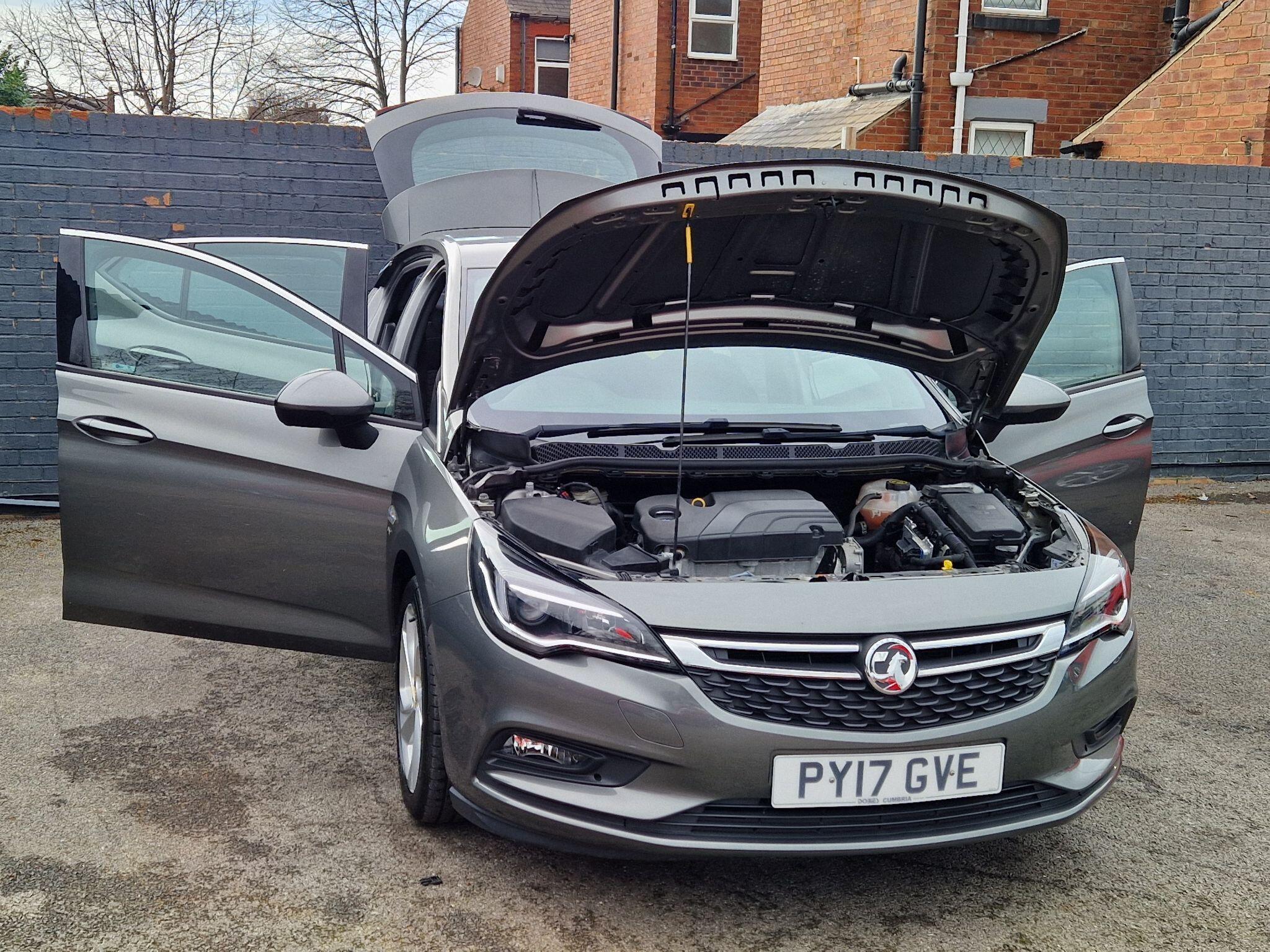 Vauxhall Astra - Image 17