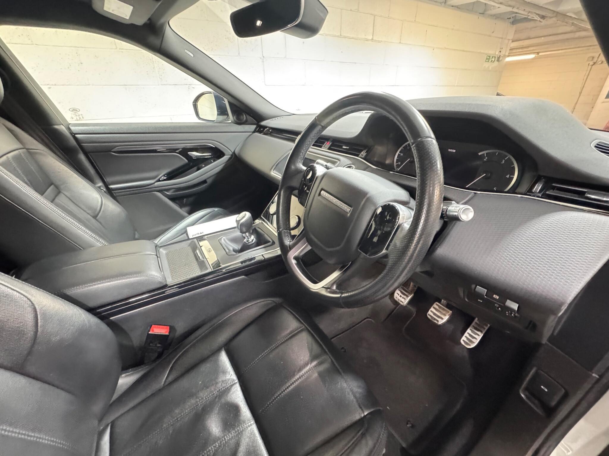 Land Rover Range Rover Evoque - Image 9