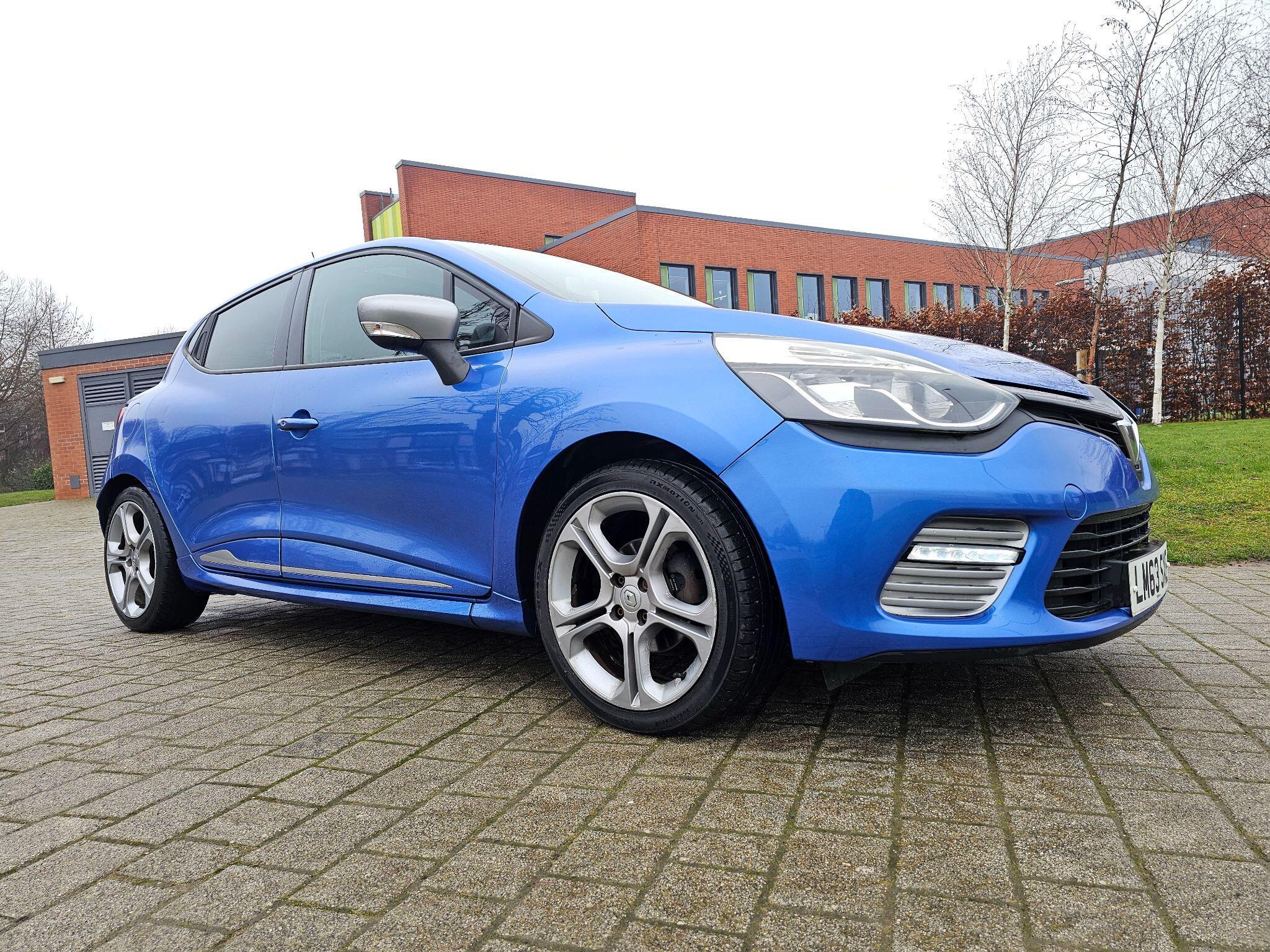 Renault Clio - Image 9