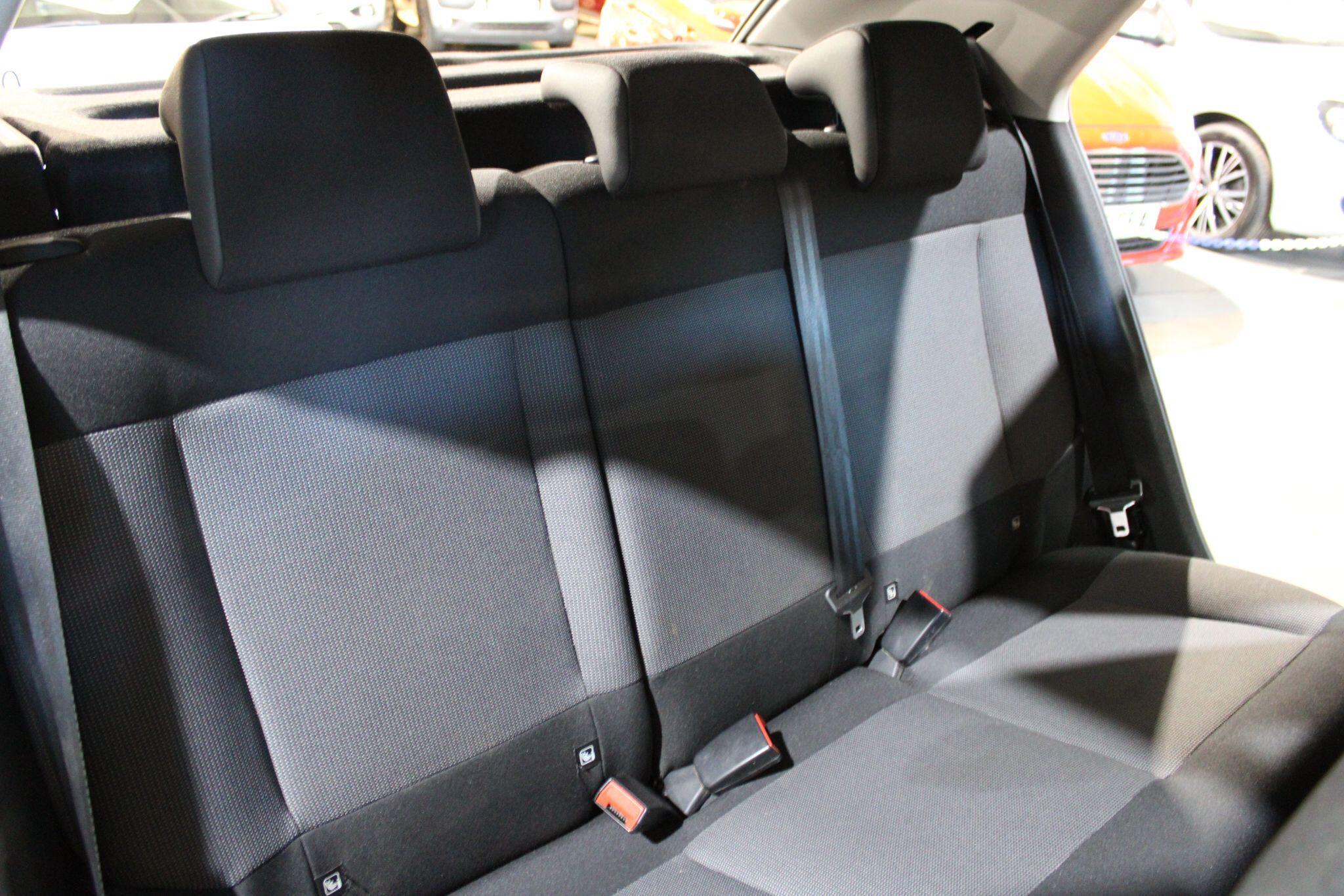 Citroen C4 Cactus - Image 22