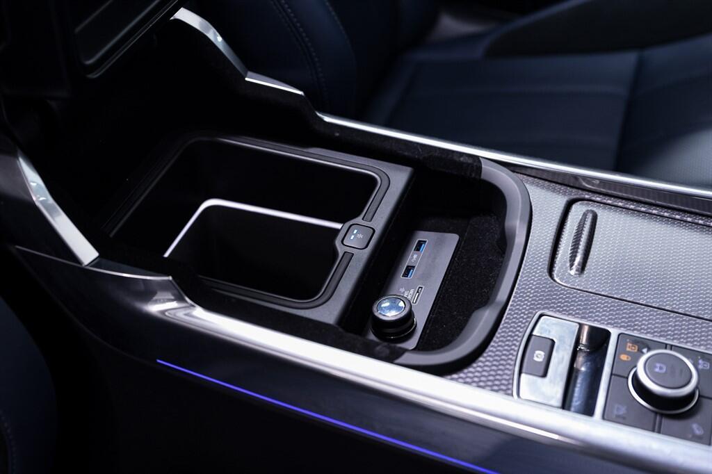 Land Rover RANGE ROVER SPORT - Image 30