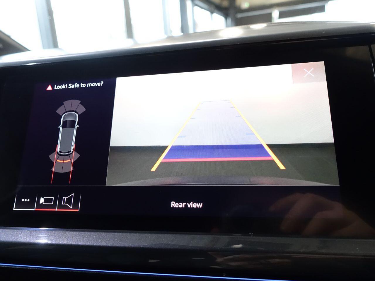 Audi Q4 E-Tron - Image 29