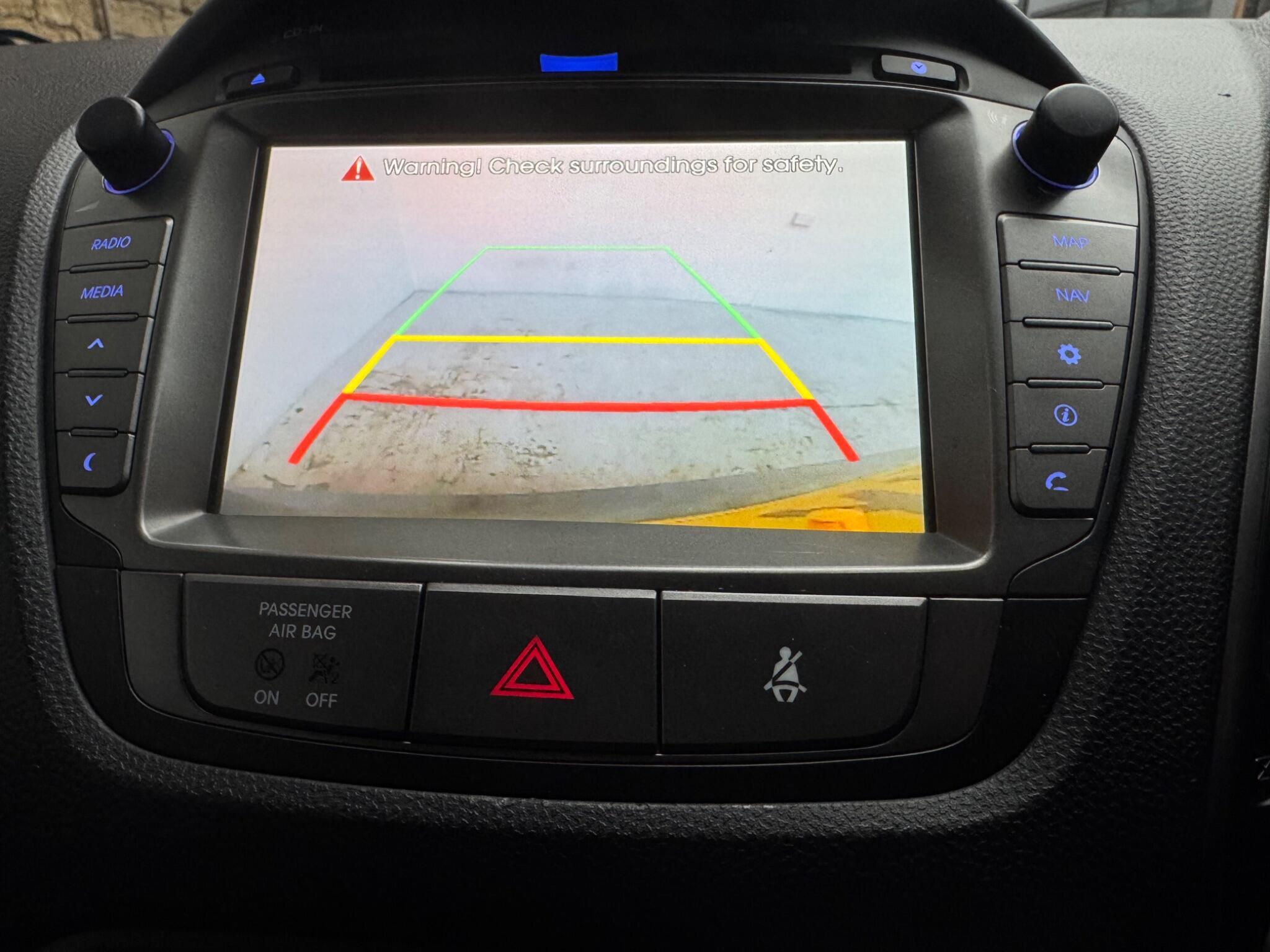 Hyundai ix35 - Image 17