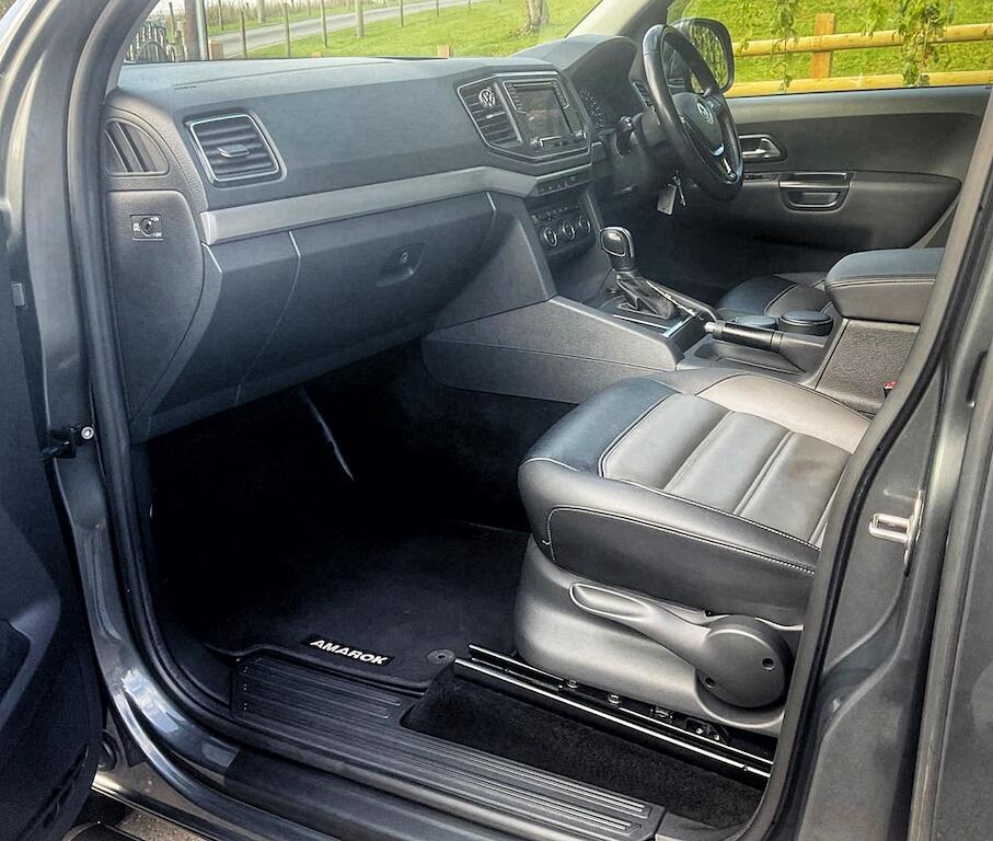 Volkswagen Amarok - Image 7