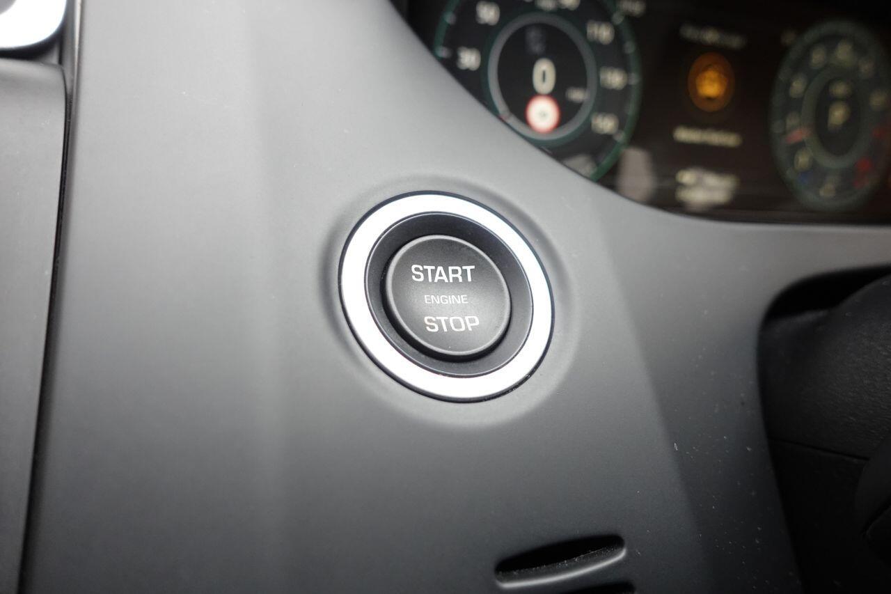 Jaguar E-Pace - Image 44