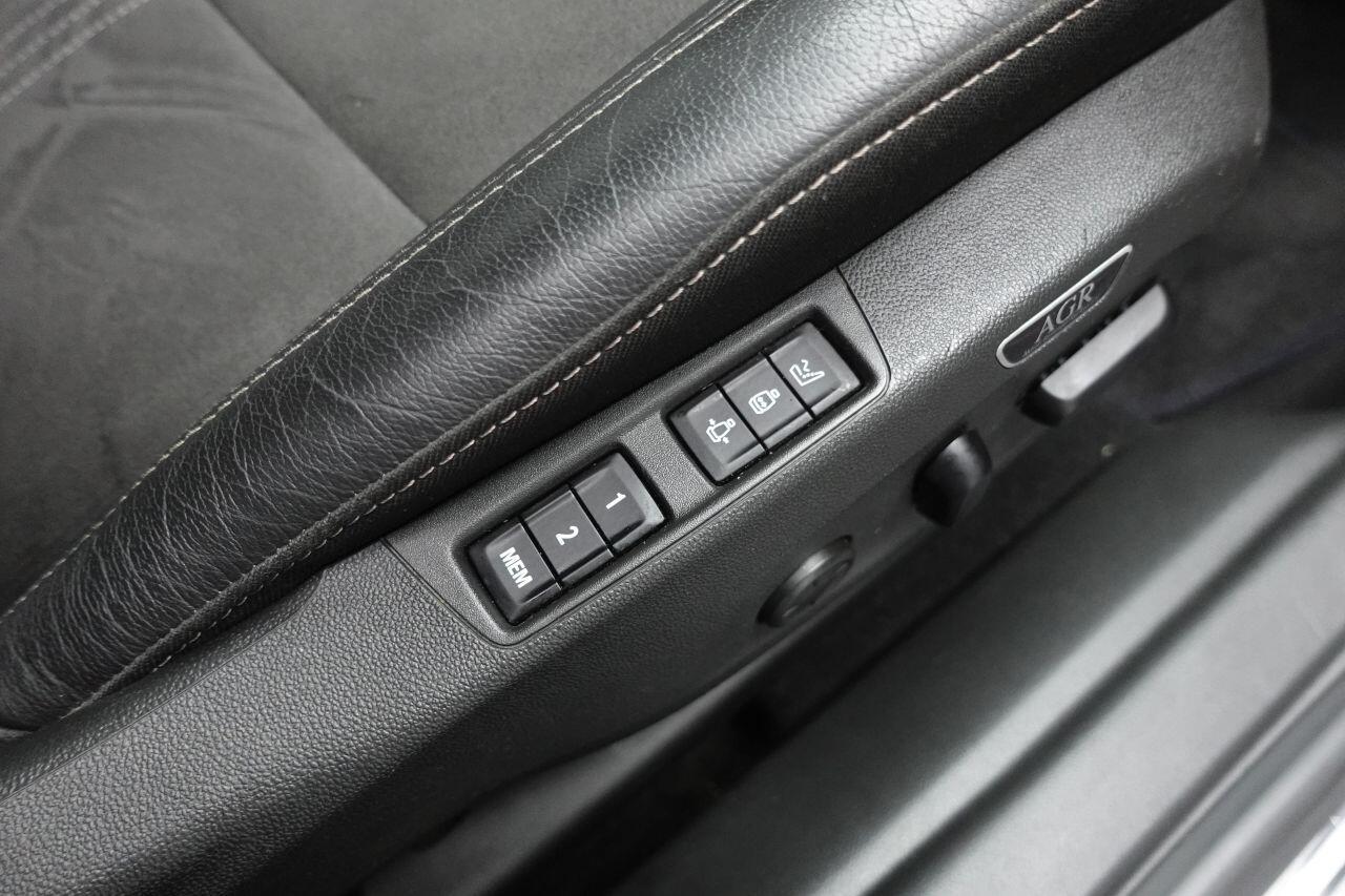 Vauxhall Insignia - Image 20