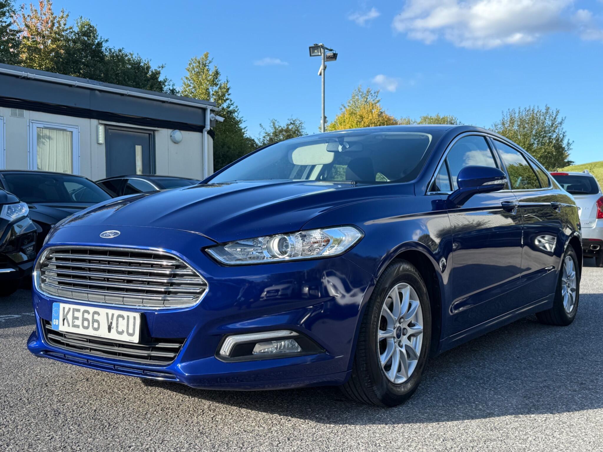 Ford Mondeo - Image 9